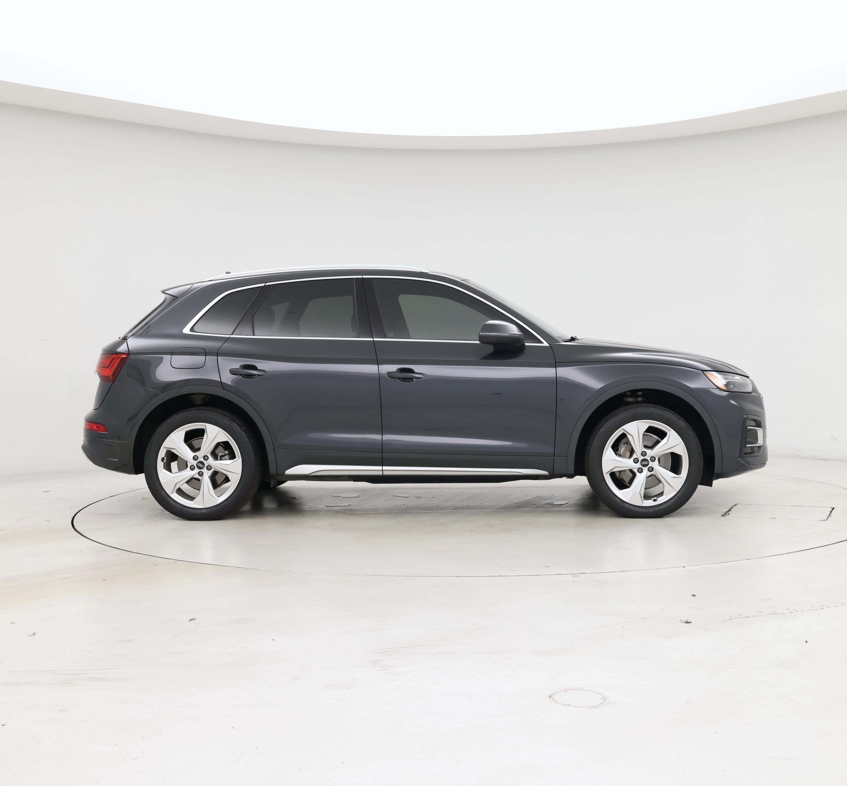 Thumbnail: 2021 Audi Q5 - 7