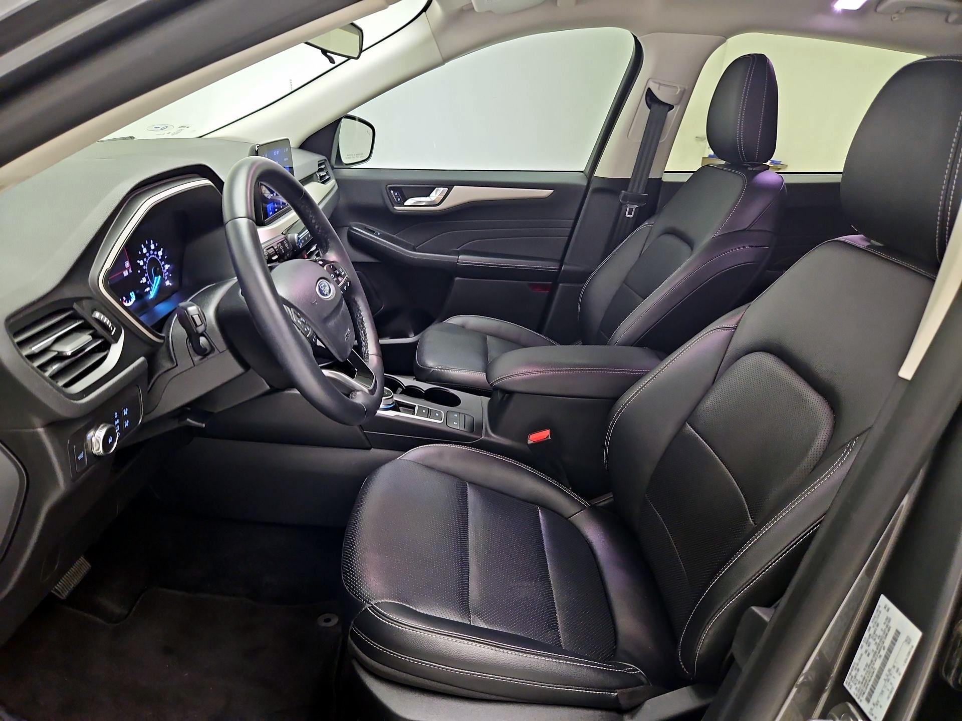 Thumbnail: 2022 Ford Escape - 11