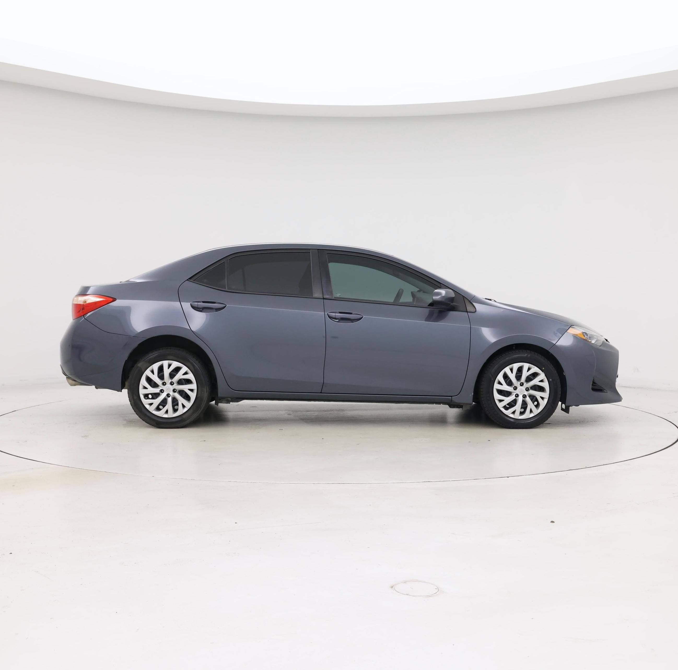 Thumbnail: 2018 Toyota Corolla - 7