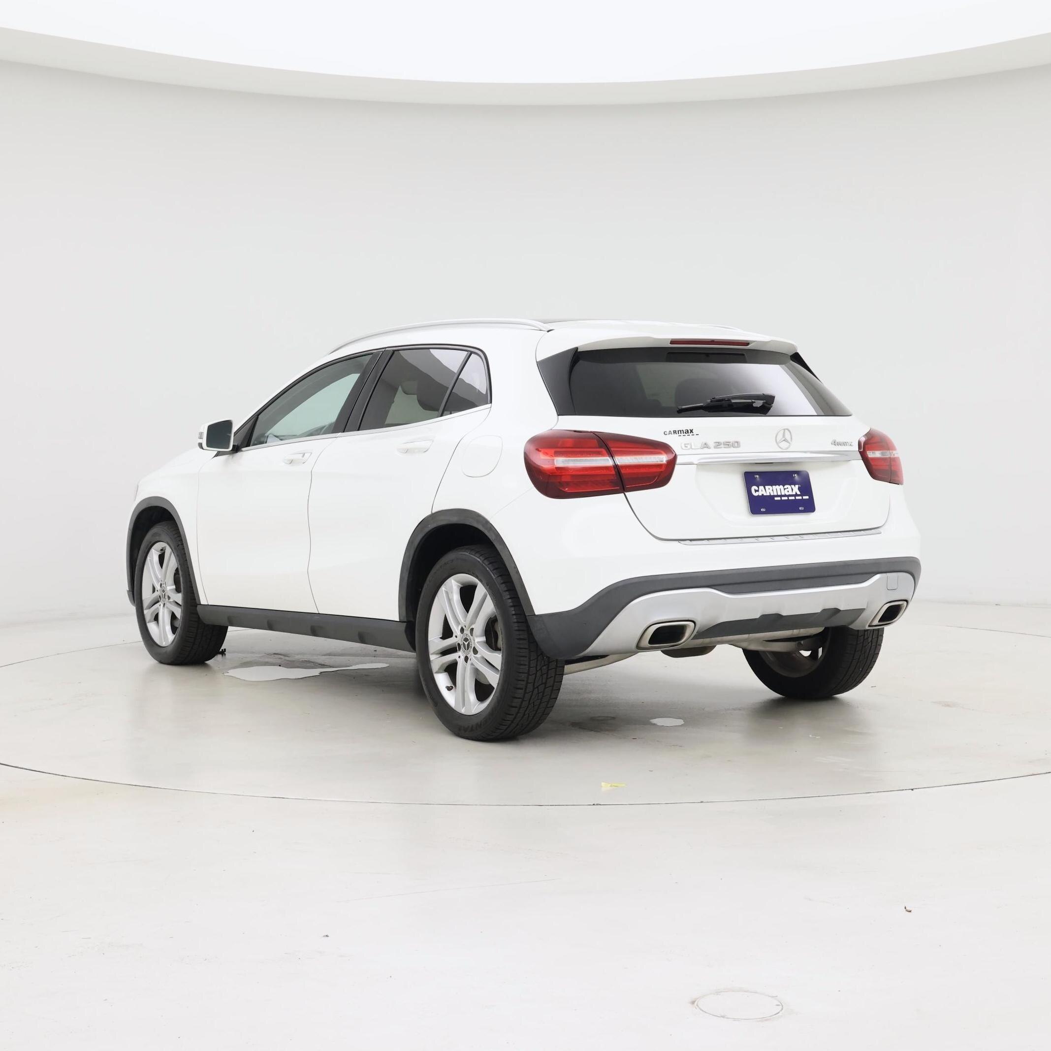 Thumbnail: 2018 Mercedes-Benz GLA - 2