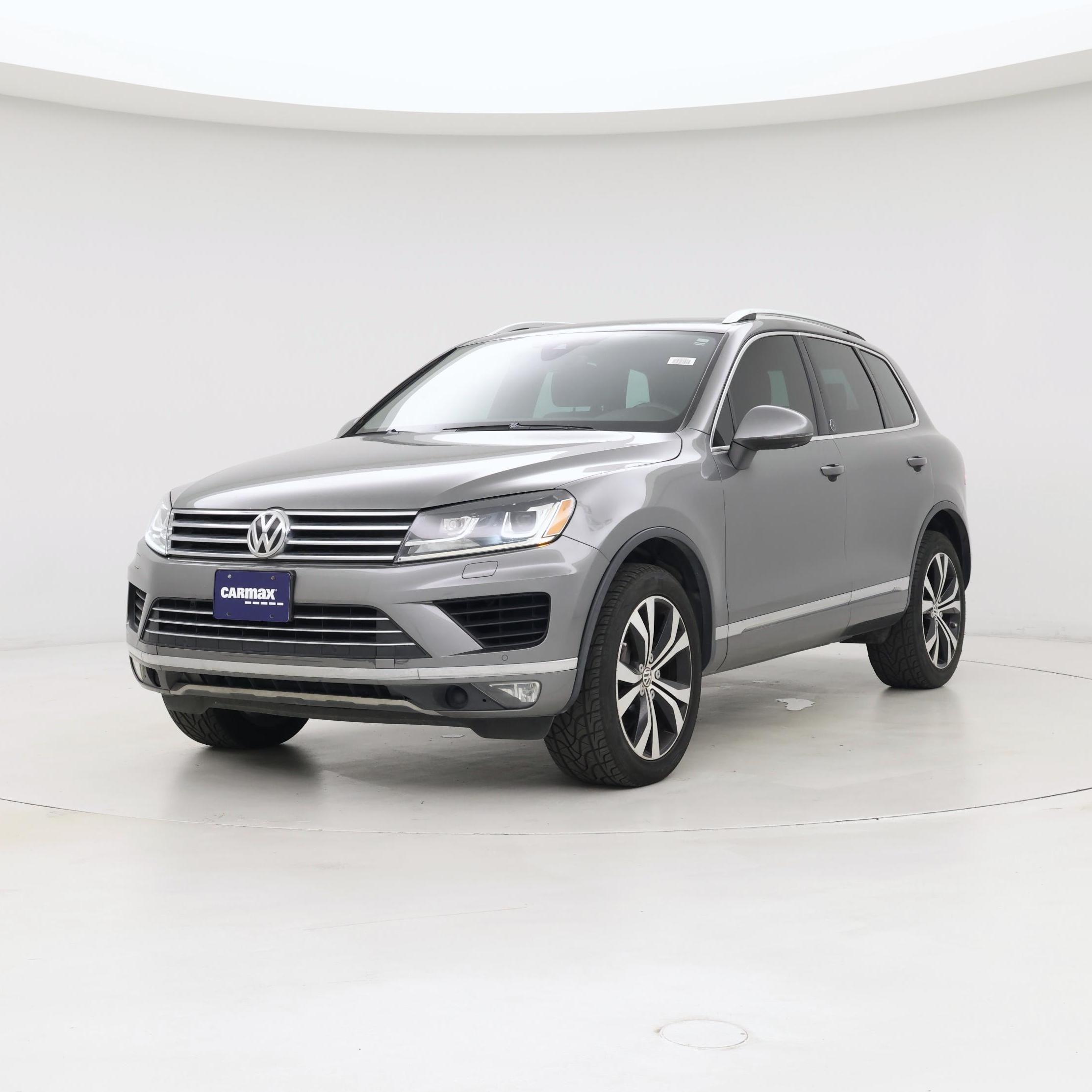 Thumbnail: 2017 Volkswagen Touareg - 4