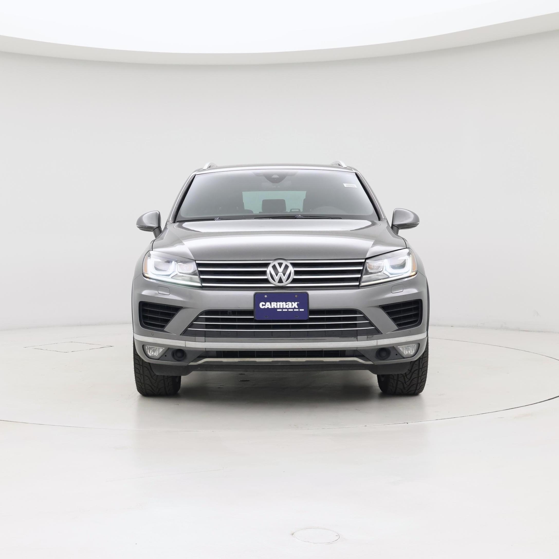 Thumbnail: 2017 Volkswagen Touareg - 5