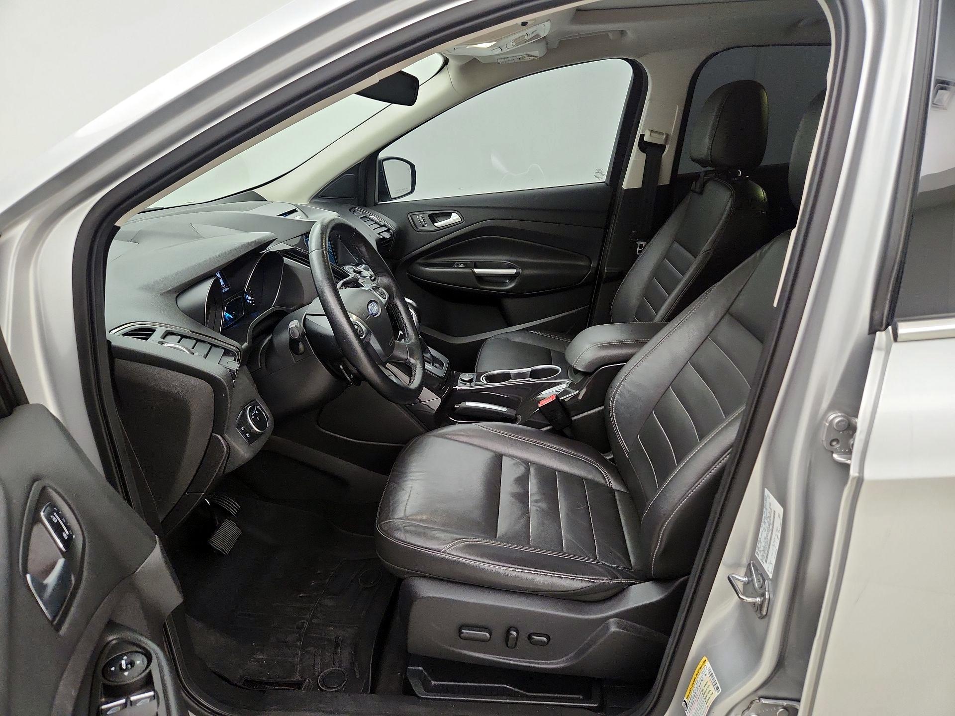 Thumbnail: 2016 Ford Escape - 11