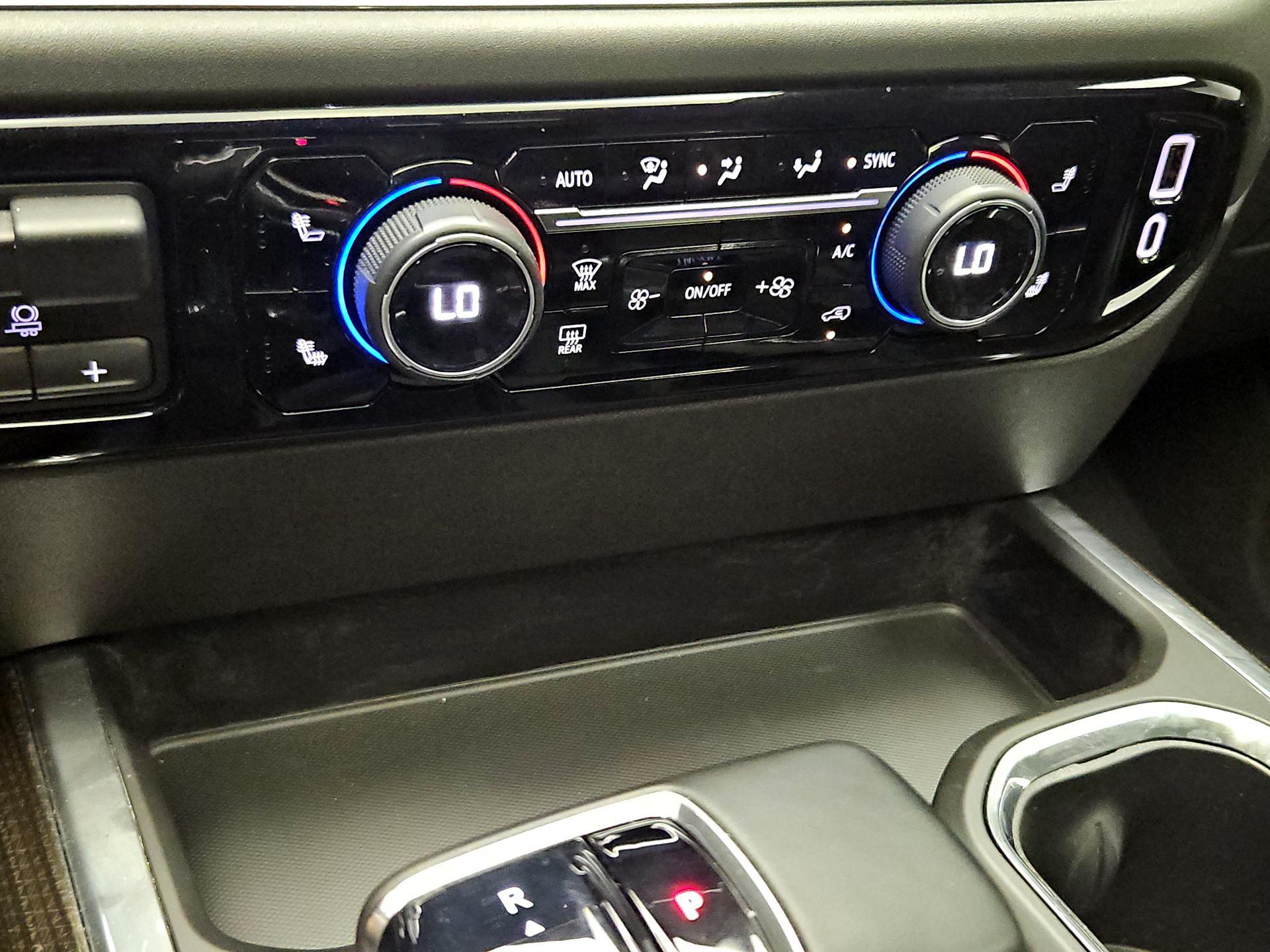 Thumbnail: 2023 Chevrolet Silverado 1500 - 16