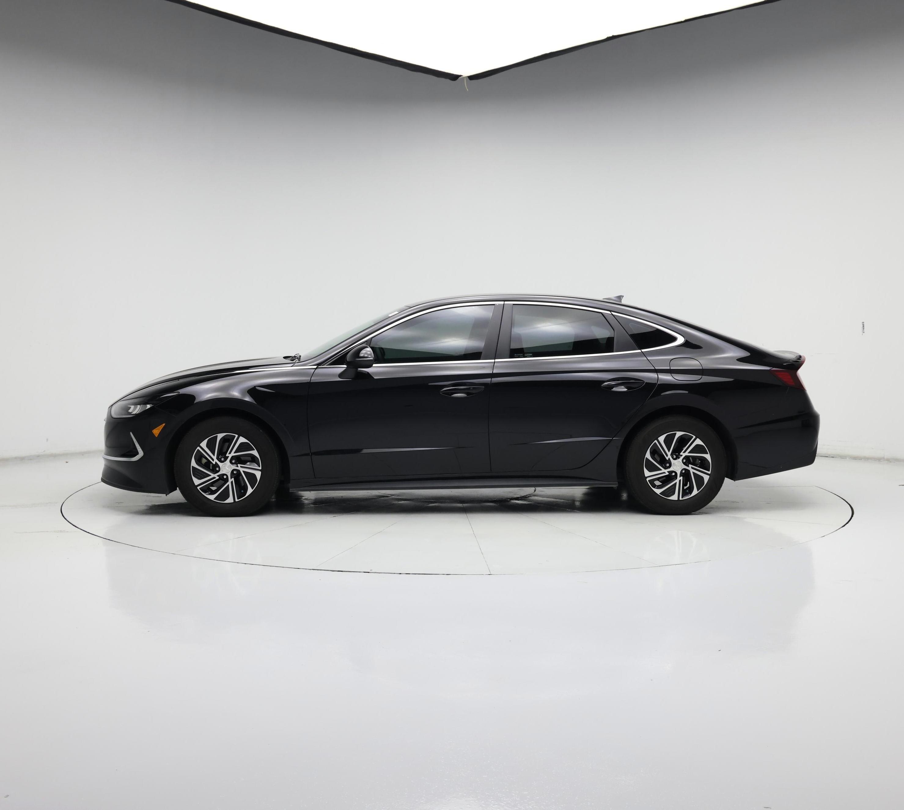 Thumbnail: 2022 Hyundai Sonata - 3