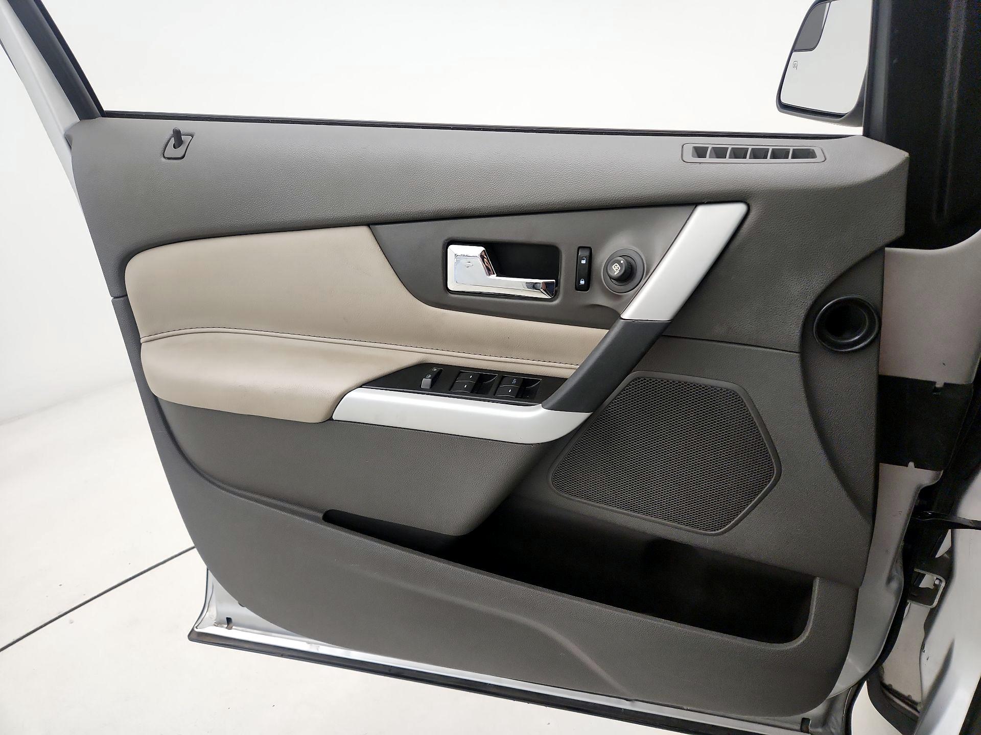 Thumbnail: 2014 Ford Edge - 12