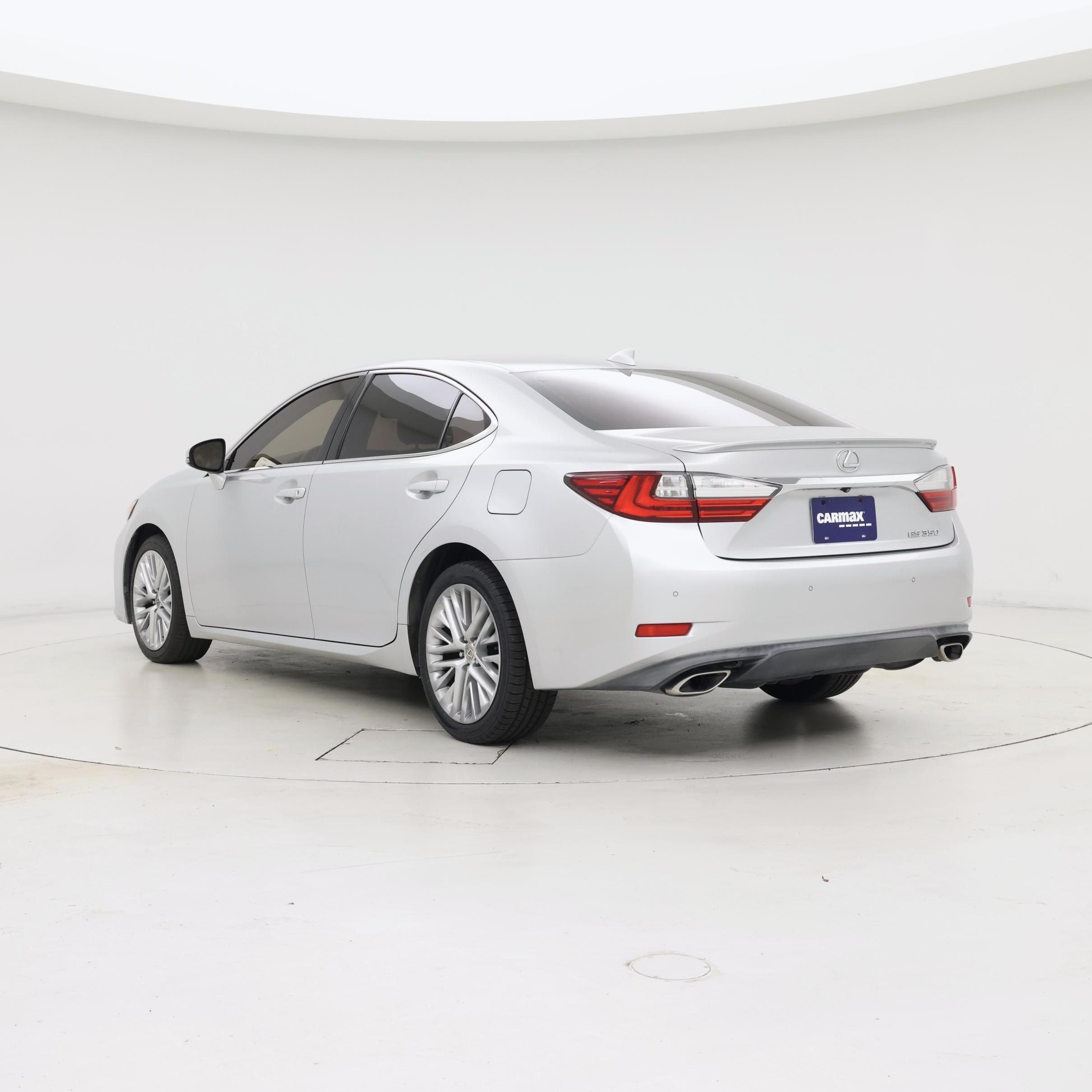 Thumbnail: 2016 Lexus ES - 2