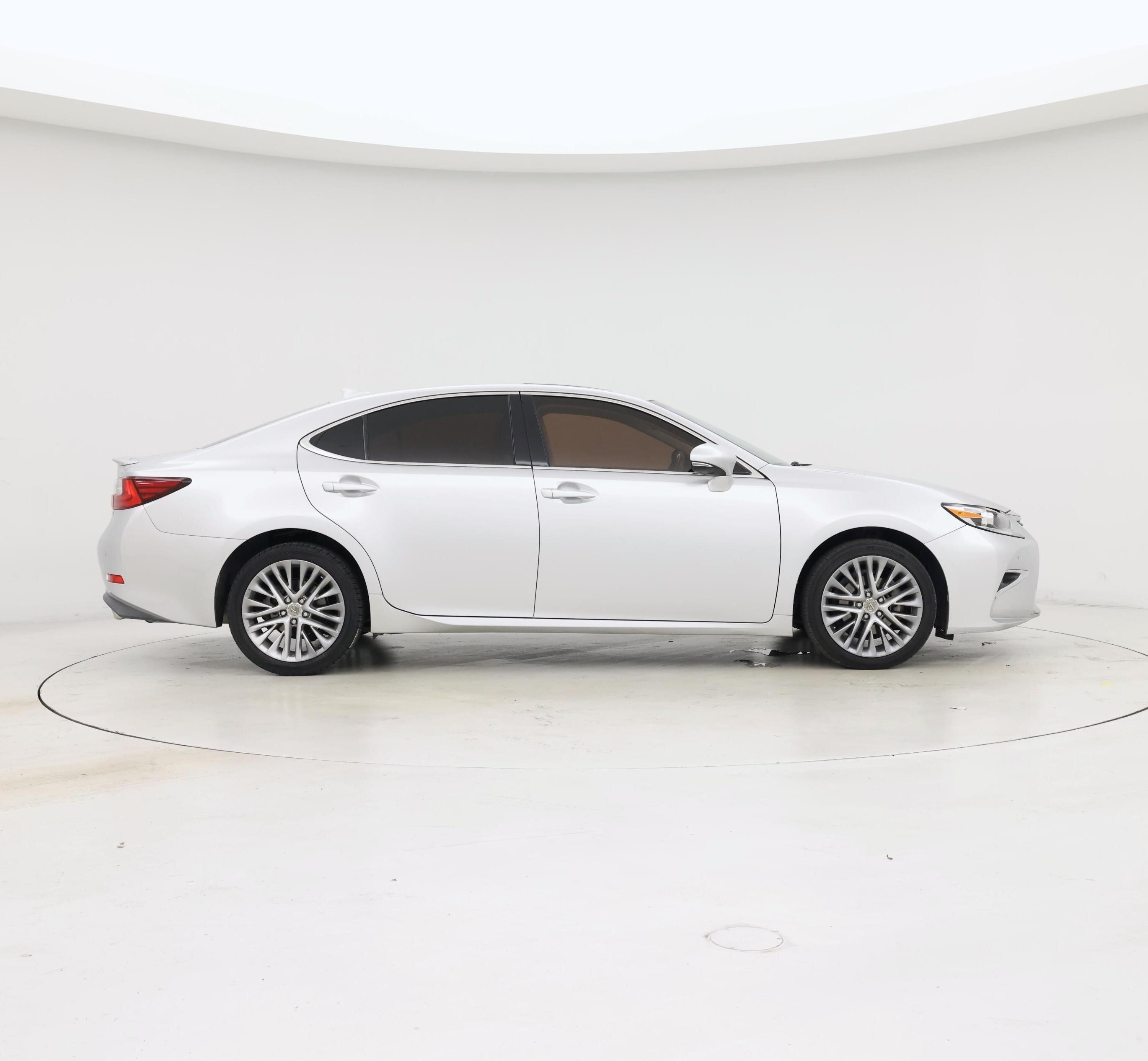 Thumbnail: 2016 Lexus ES - 7