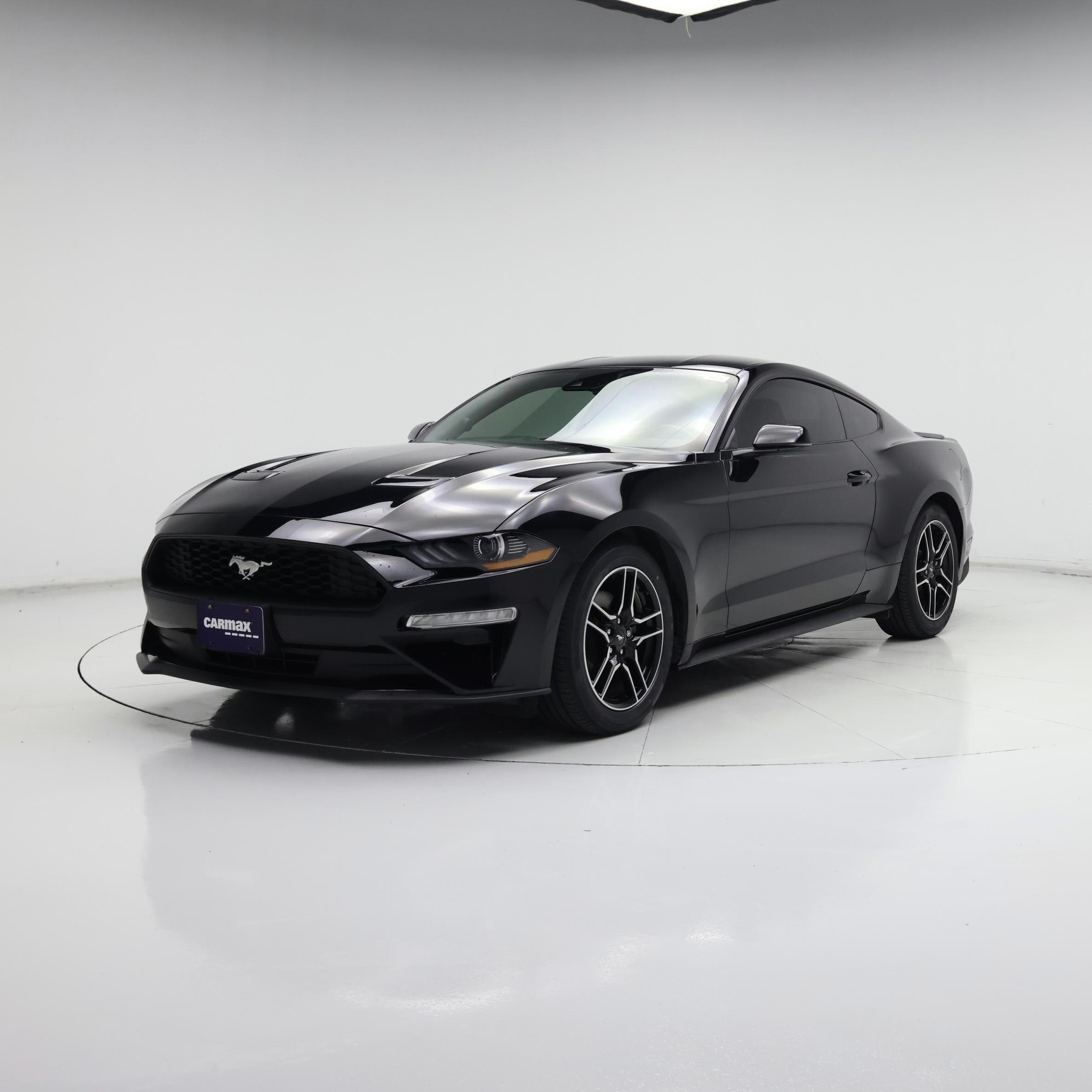 Thumbnail: 2022 Ford Mustang - 4
