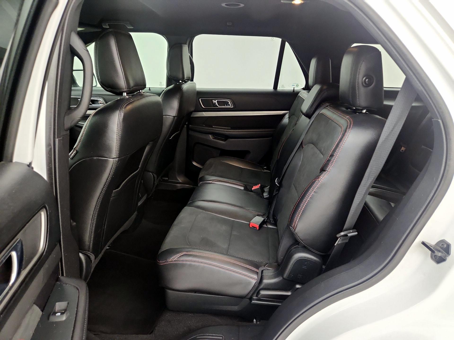 Thumbnail: 2019 Ford Explorer - 20