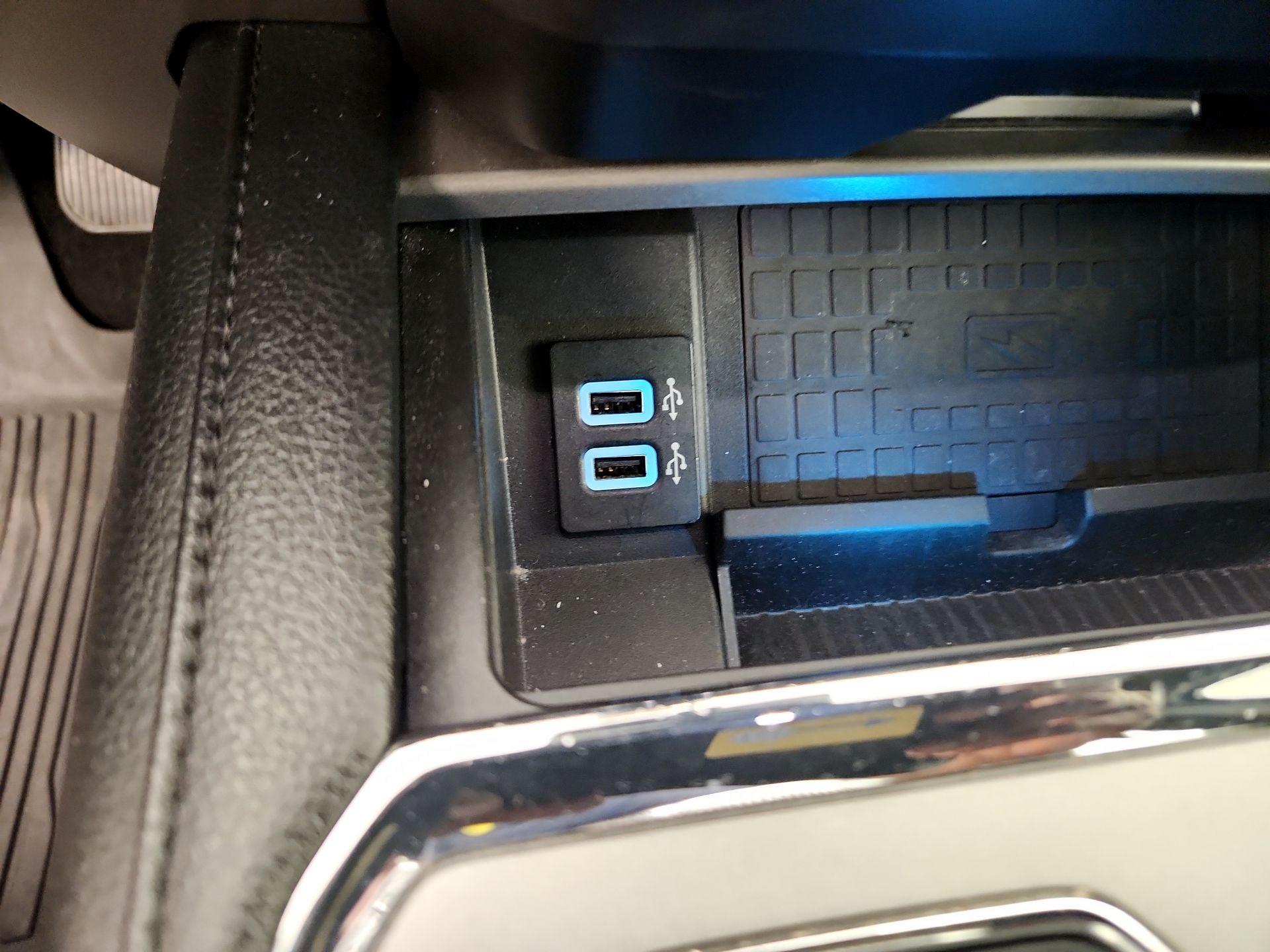 Thumbnail: 2019 Ford Expedition - 19