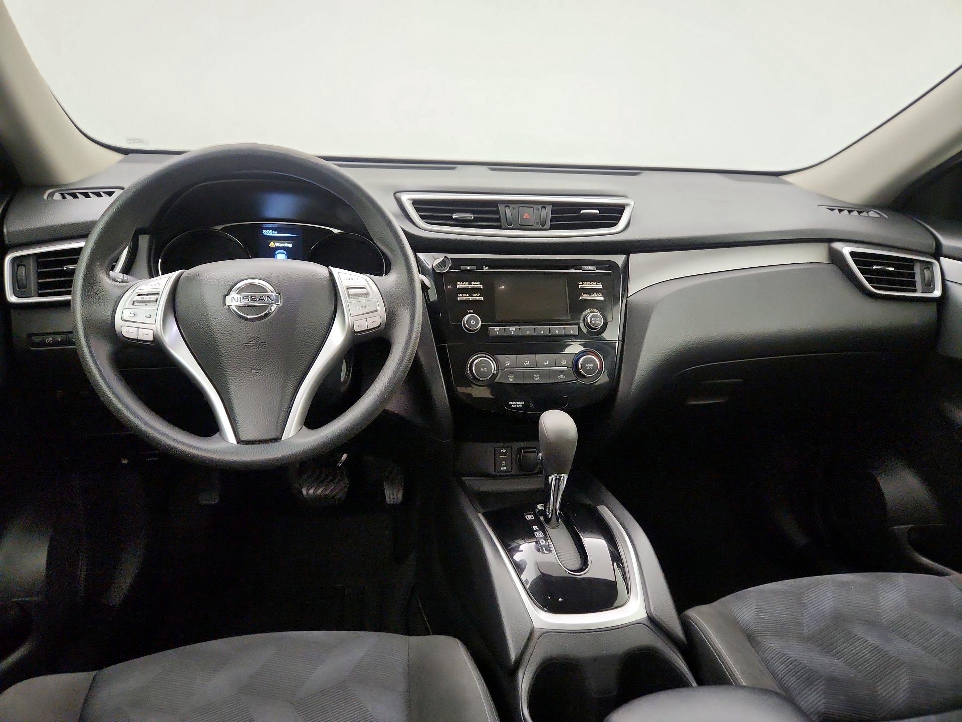 Thumbnail: 2015 Nissan Rogue - 9