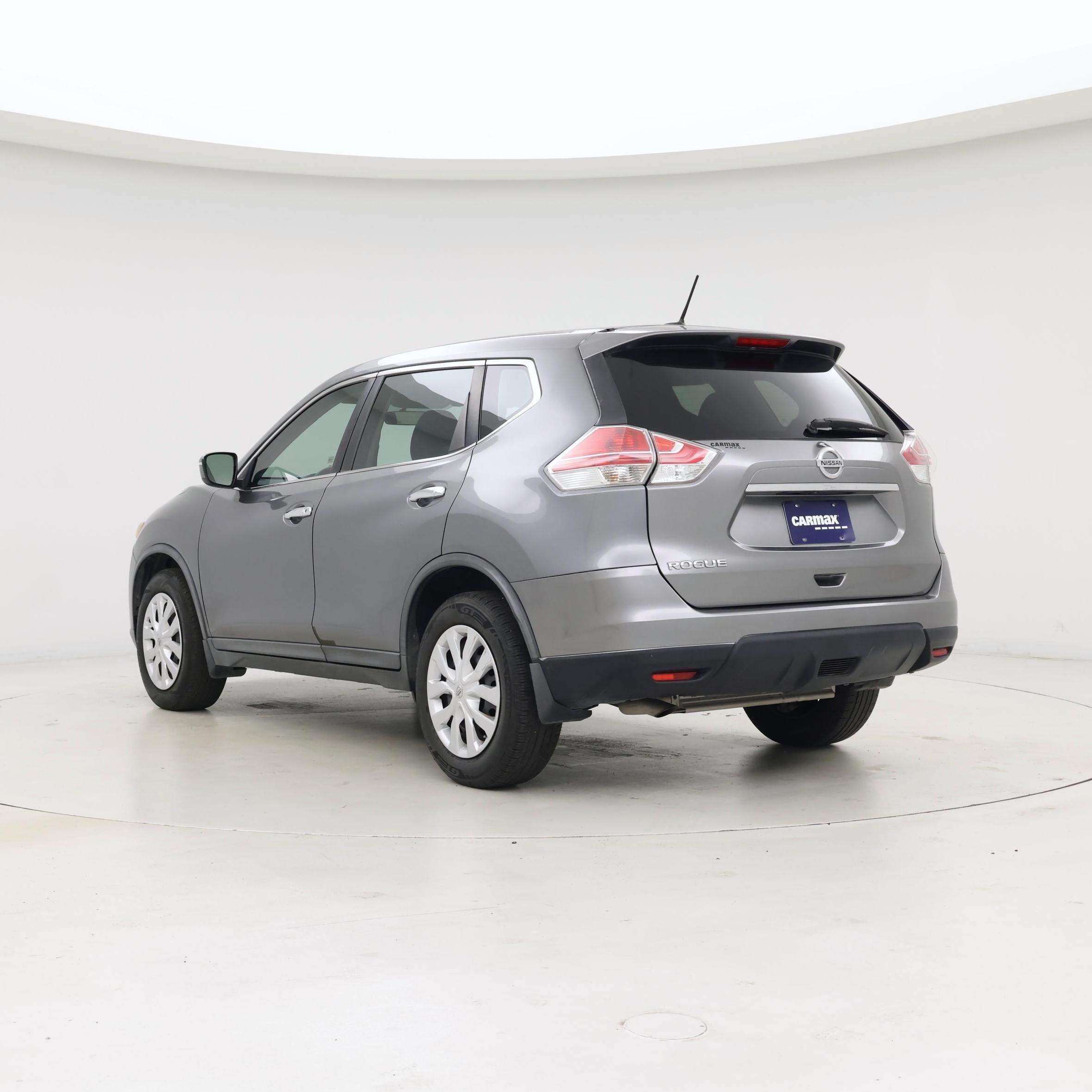 Thumbnail: 2015 Nissan Rogue - 2