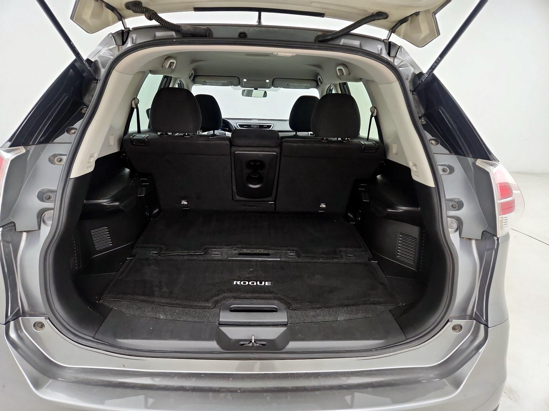 Thumbnail: 2015 Nissan Rogue - 20