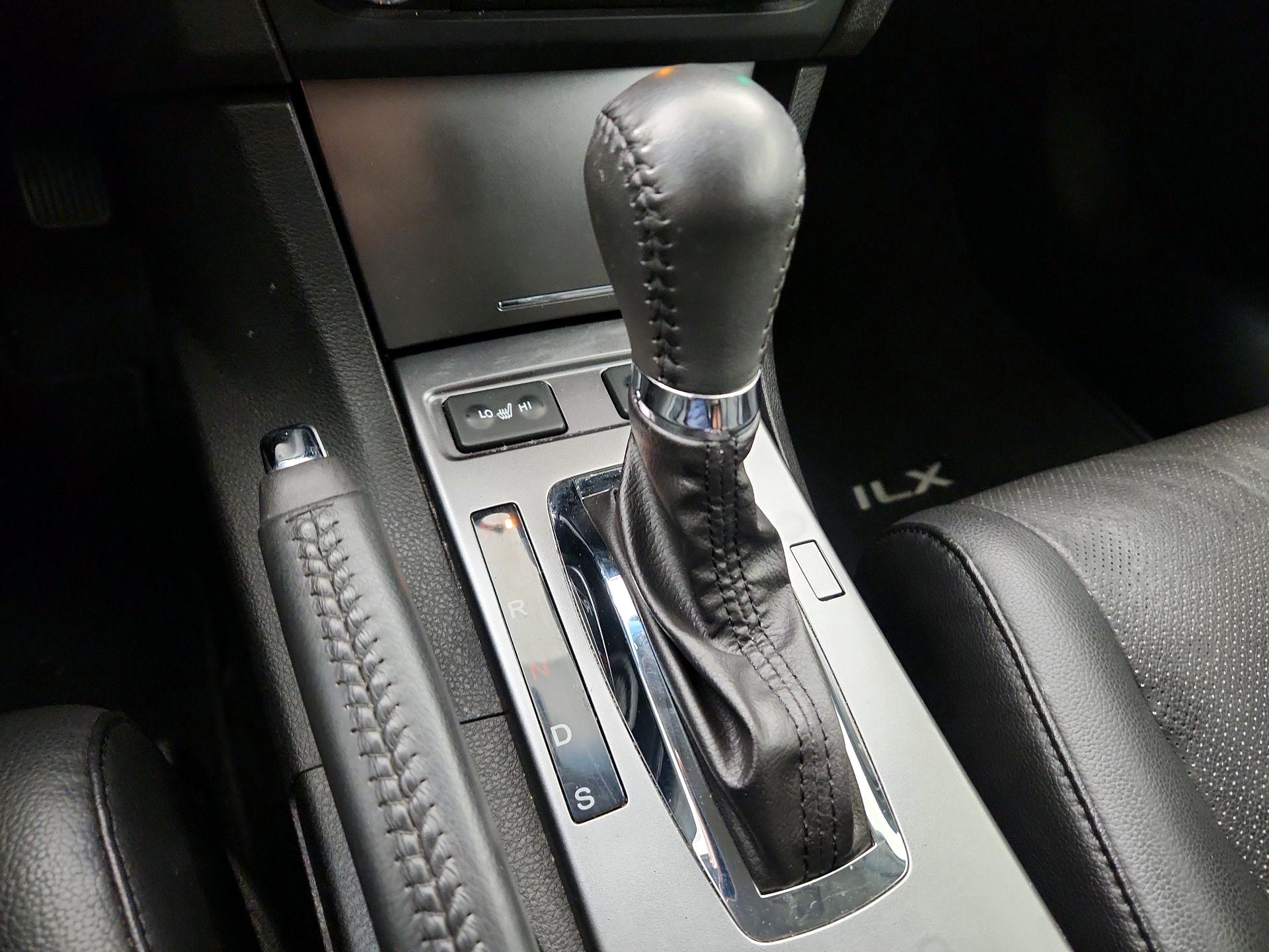 Thumbnail: 2014 Acura ILX - 17
