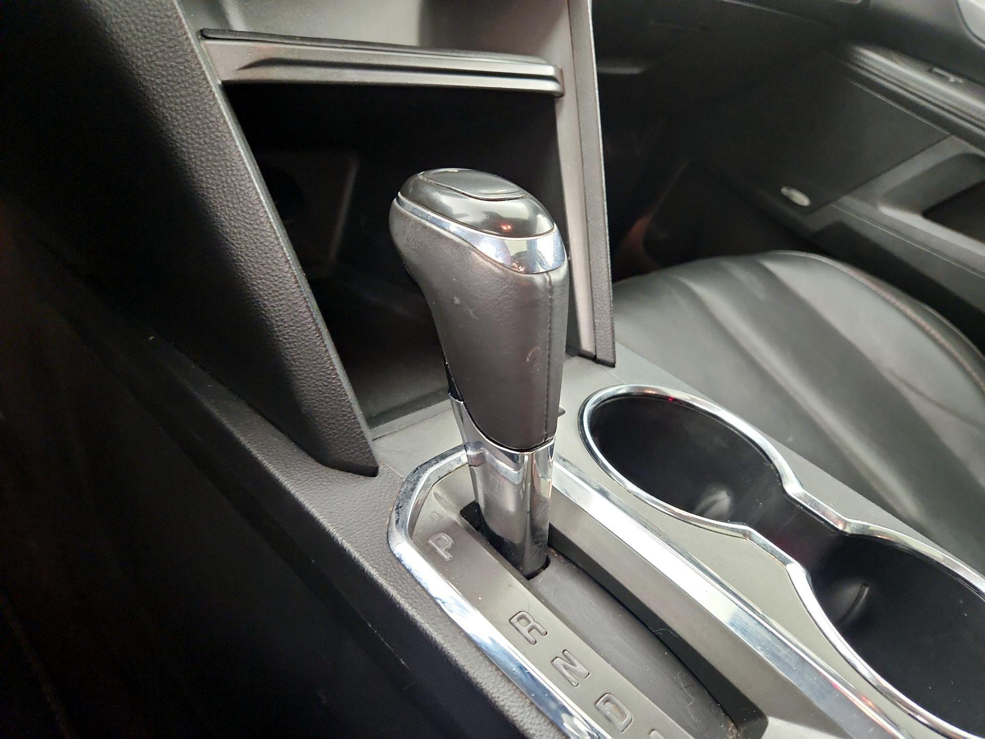 Thumbnail: 2016 GMC Terrain - 15