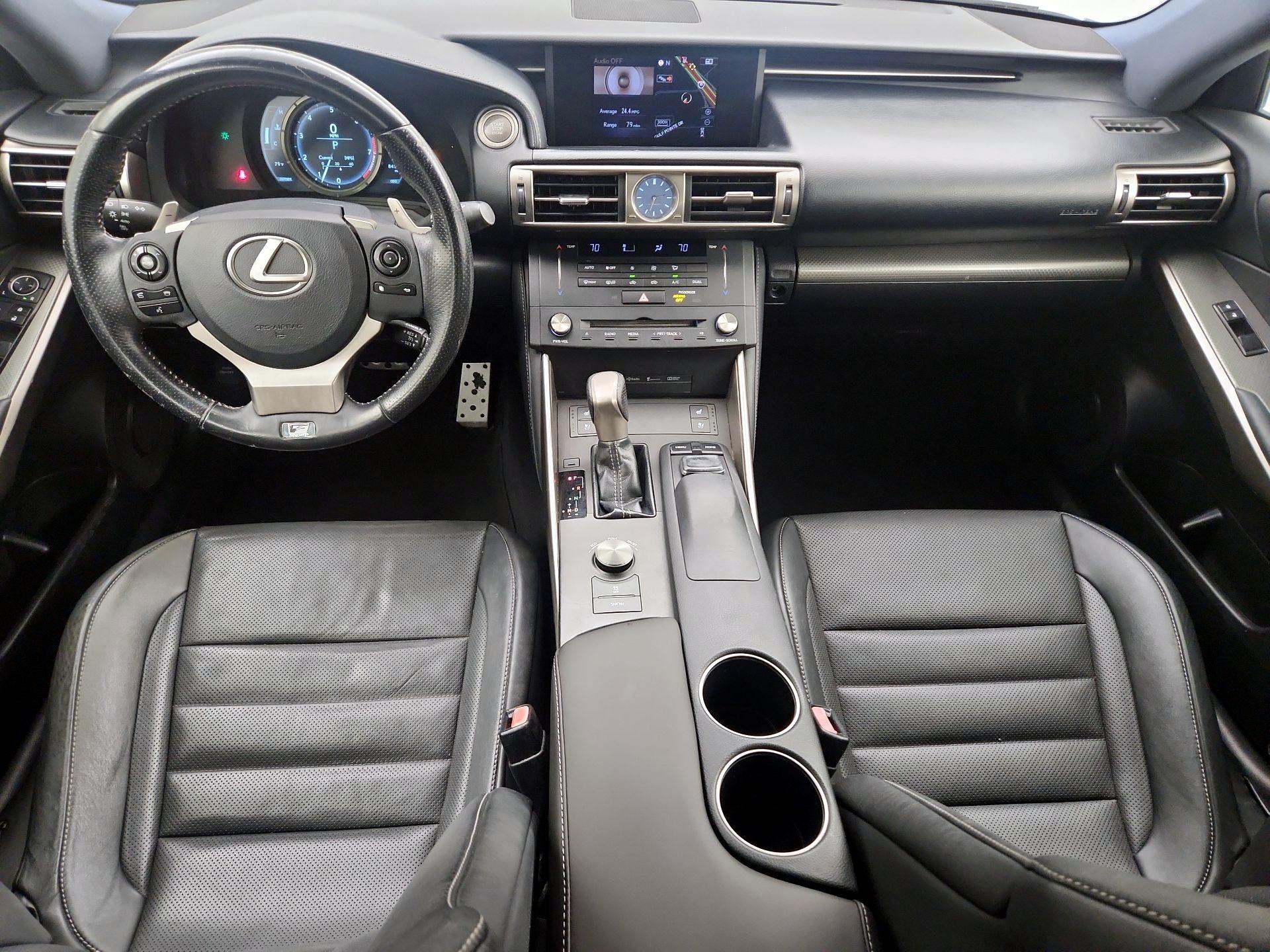 Thumbnail: 2015 Lexus IS - 9