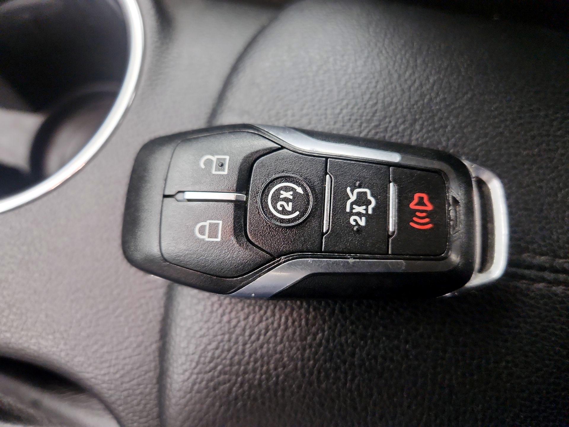 Thumbnail: 2015 Ford Mustang - 18