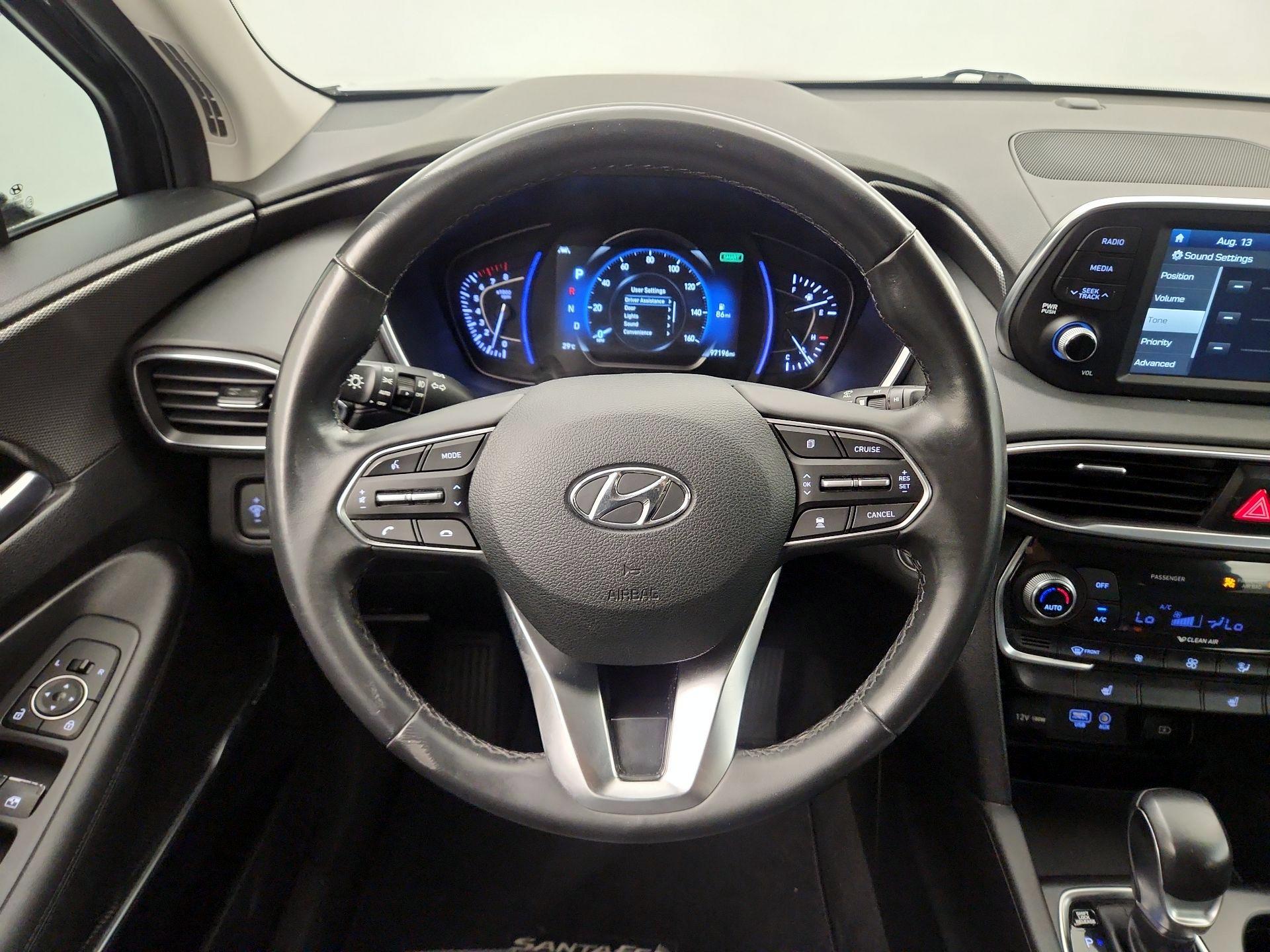 Thumbnail: 2019 Hyundai Santa Fe - 10