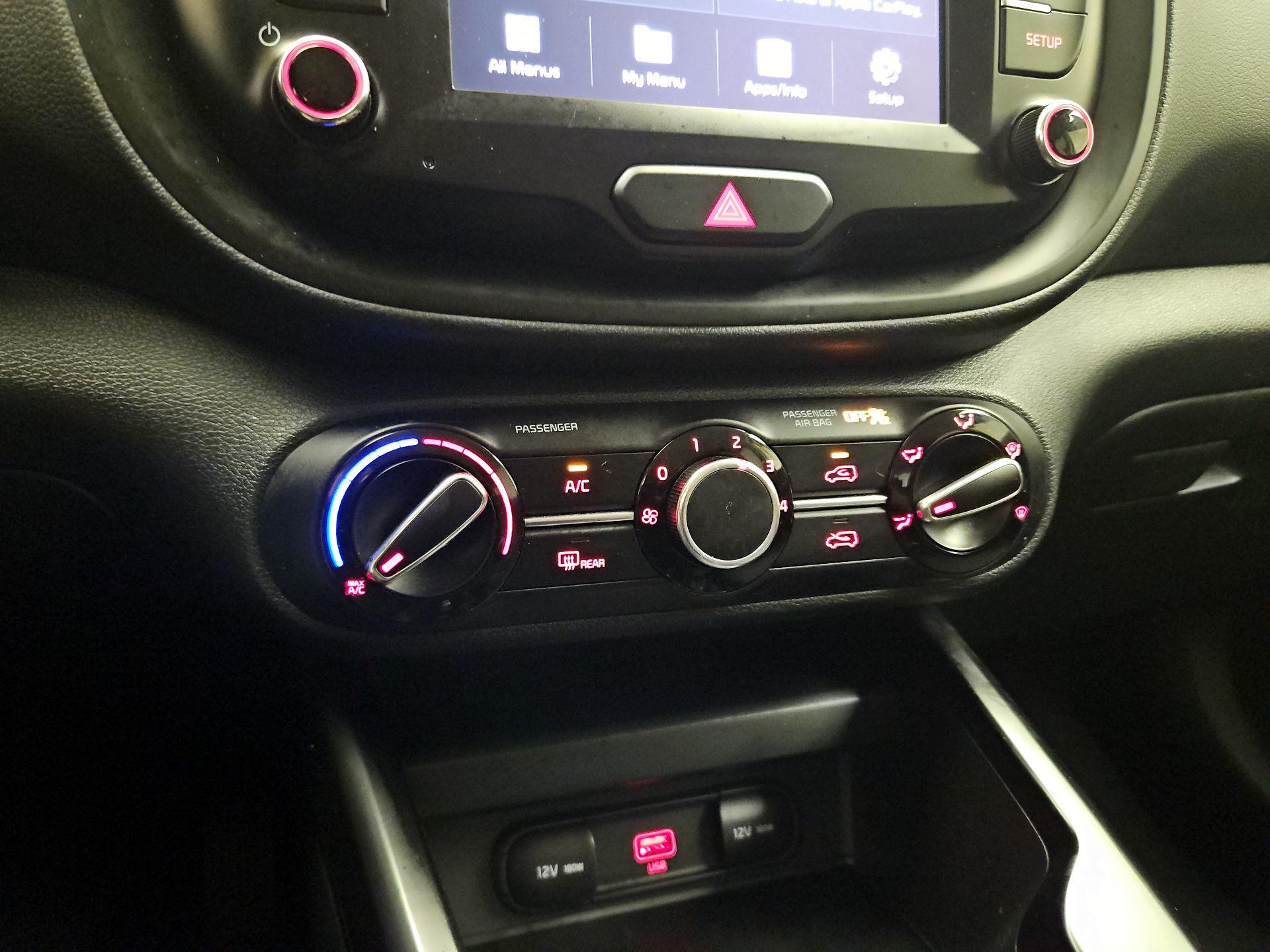 Thumbnail: 2020 Kia Soul - 15