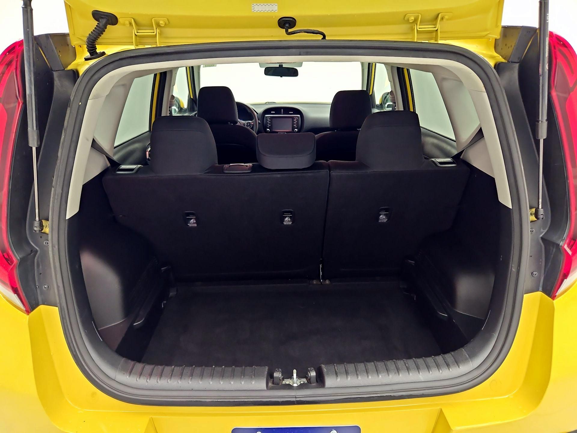 Thumbnail: 2020 Kia Soul - 18