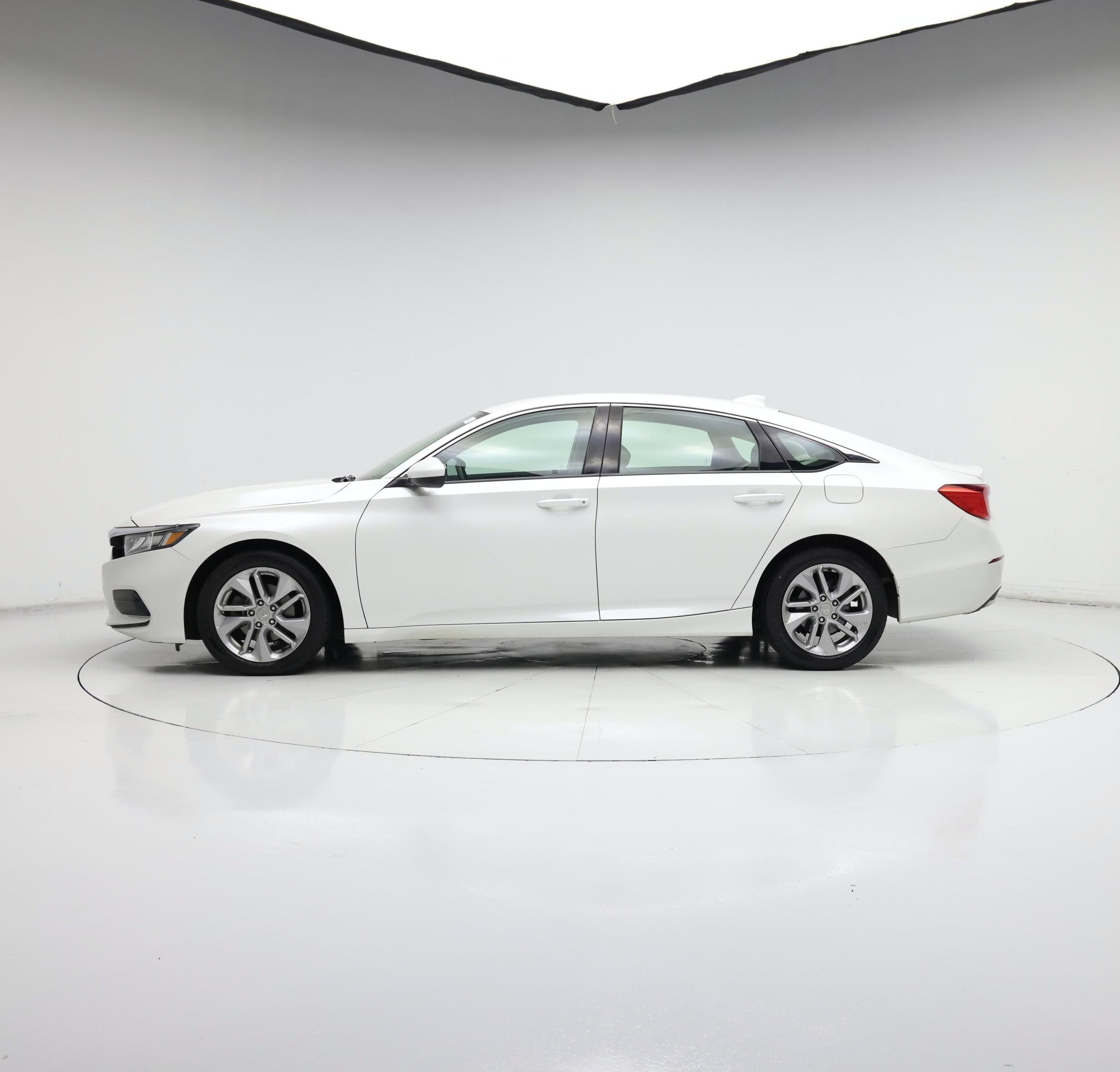 Thumbnail: 2018 Honda Accord - 3