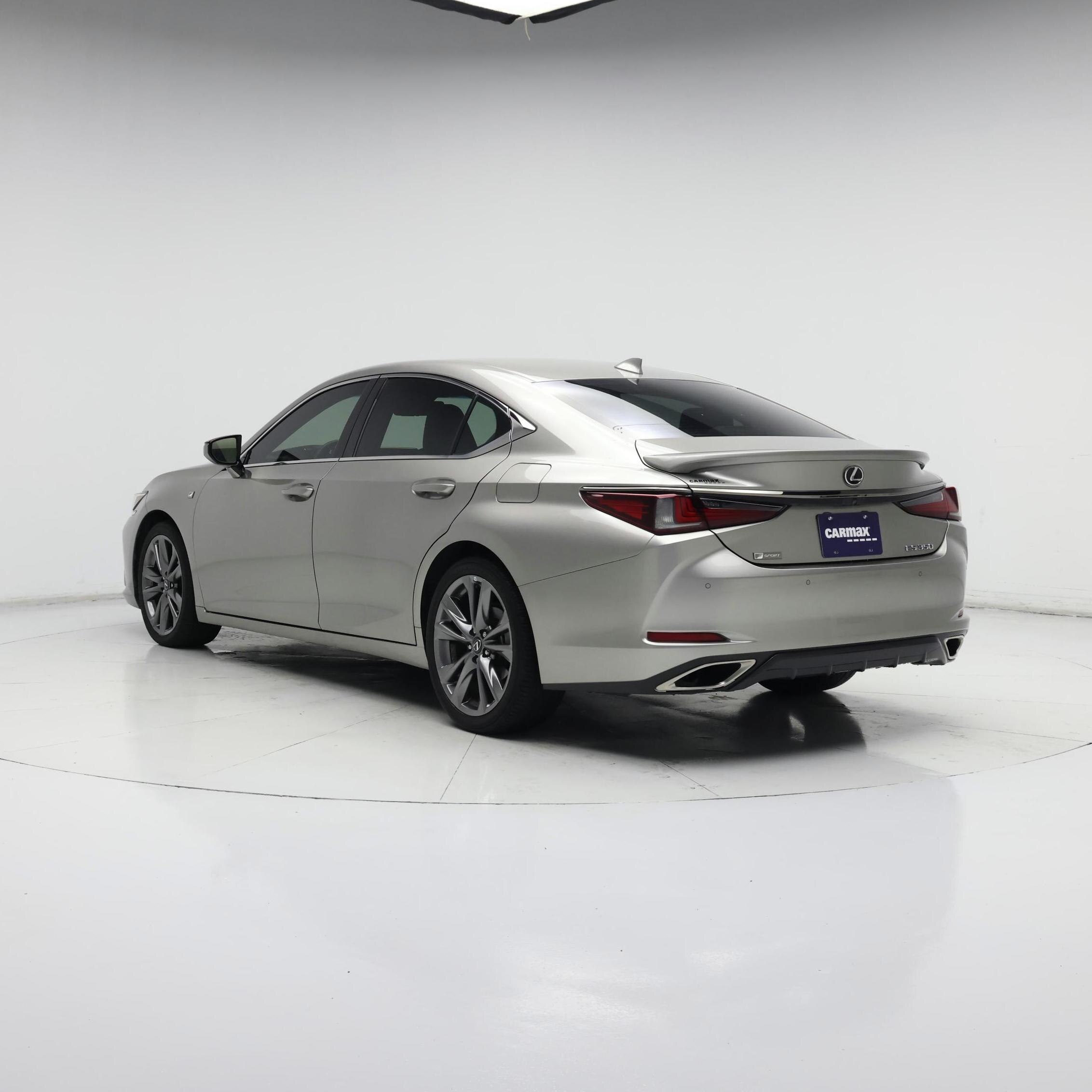 Thumbnail: 2019 Lexus ES - 2