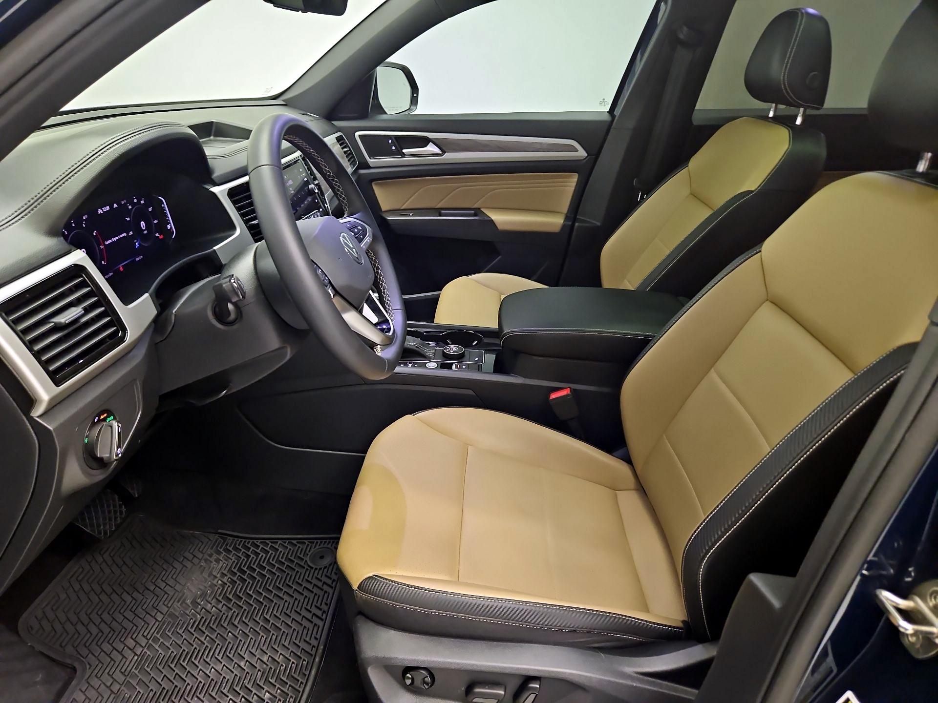 Thumbnail: 2022 Volkswagen Atlas - 11