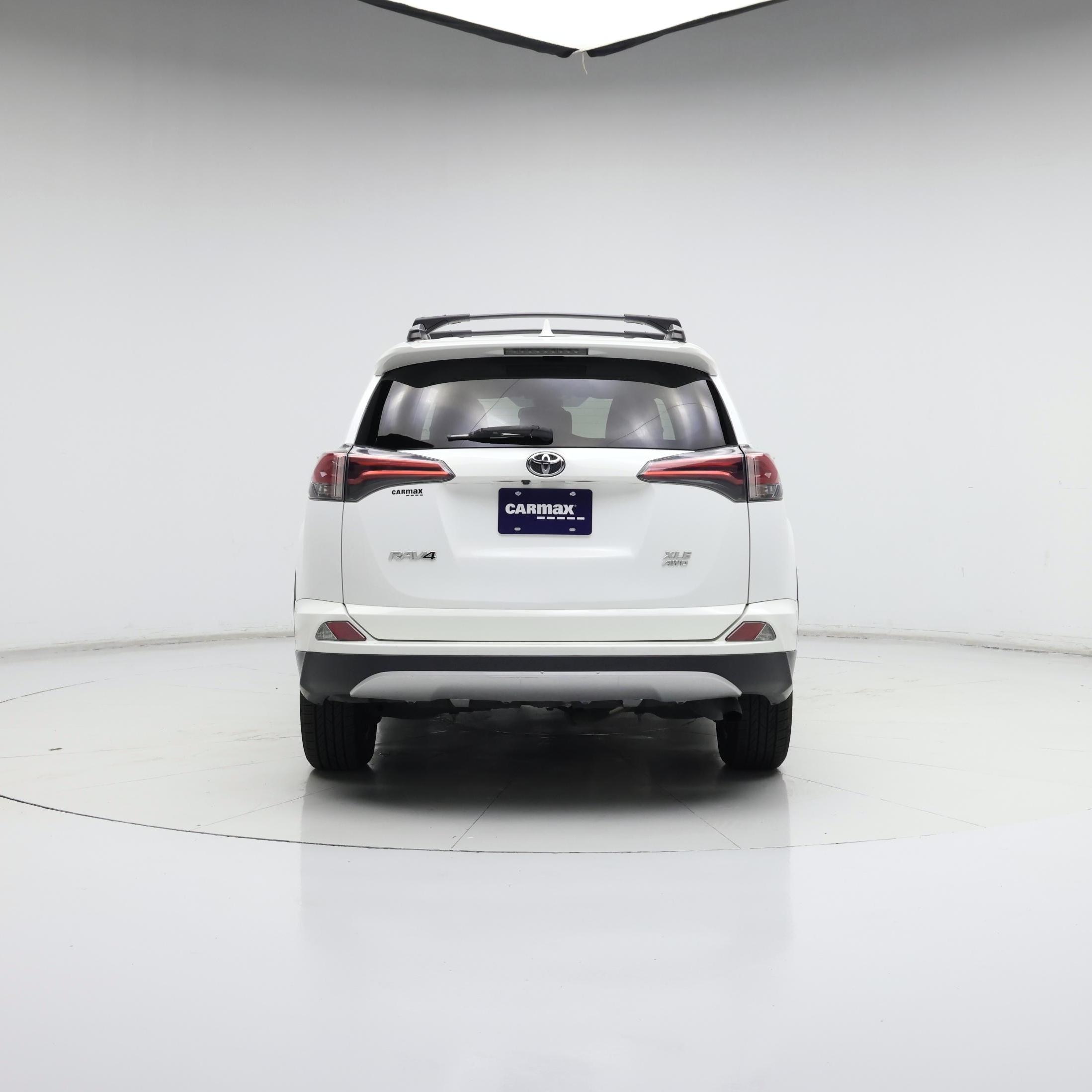 Thumbnail: 2018 Toyota RAV4 - 6