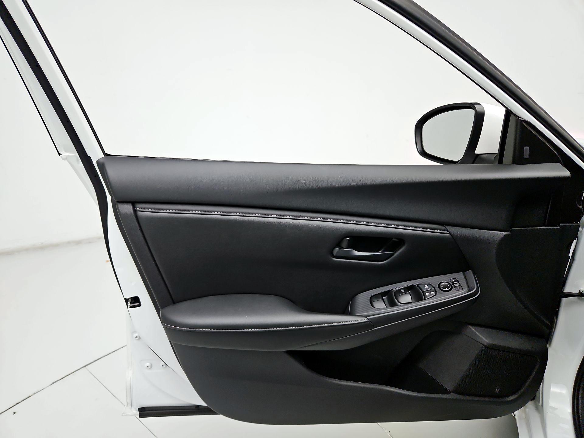 Thumbnail: 2025 Nissan Sentra - 12