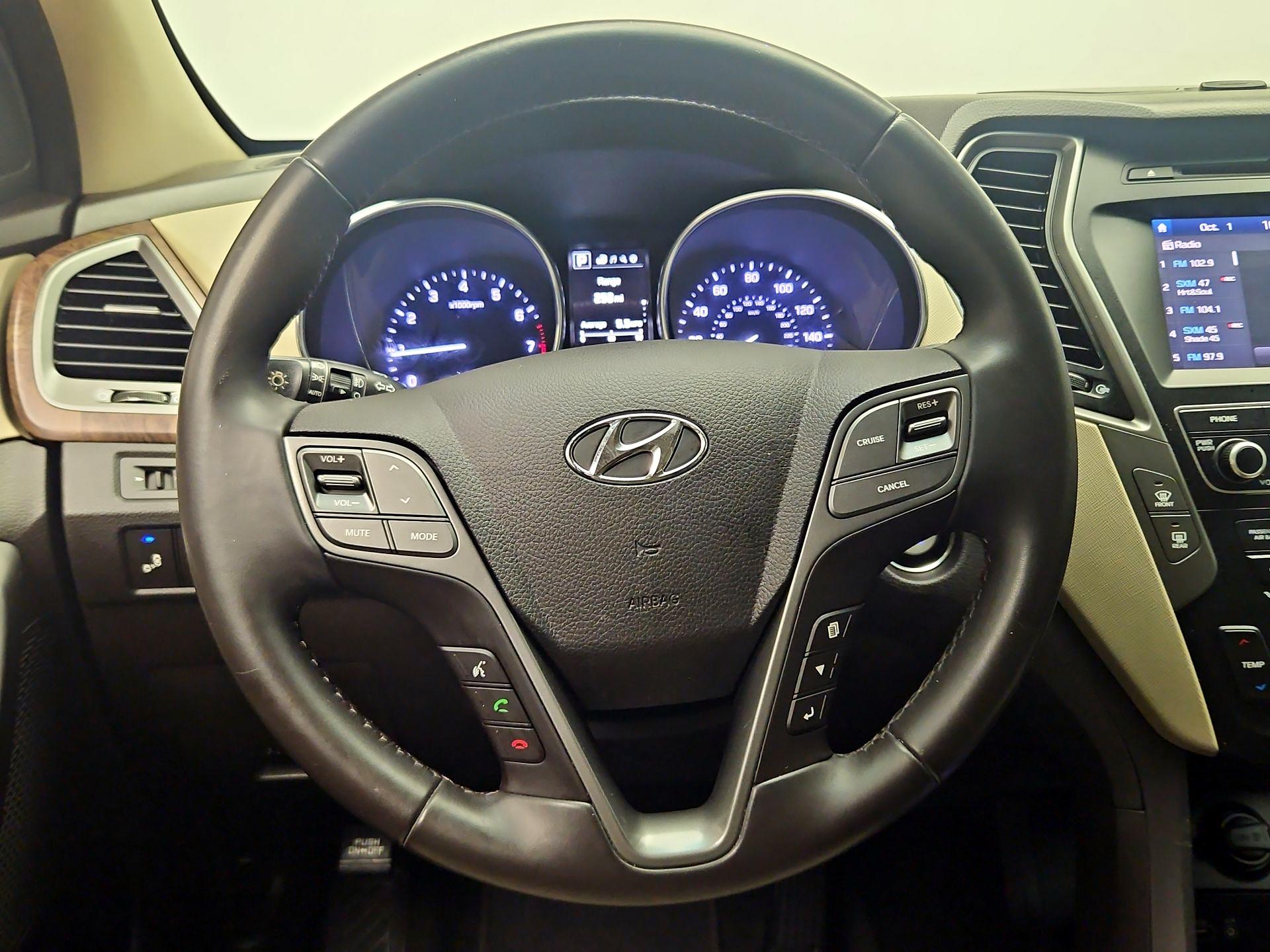 Thumbnail: 2018 Hyundai Santa Fe - 10