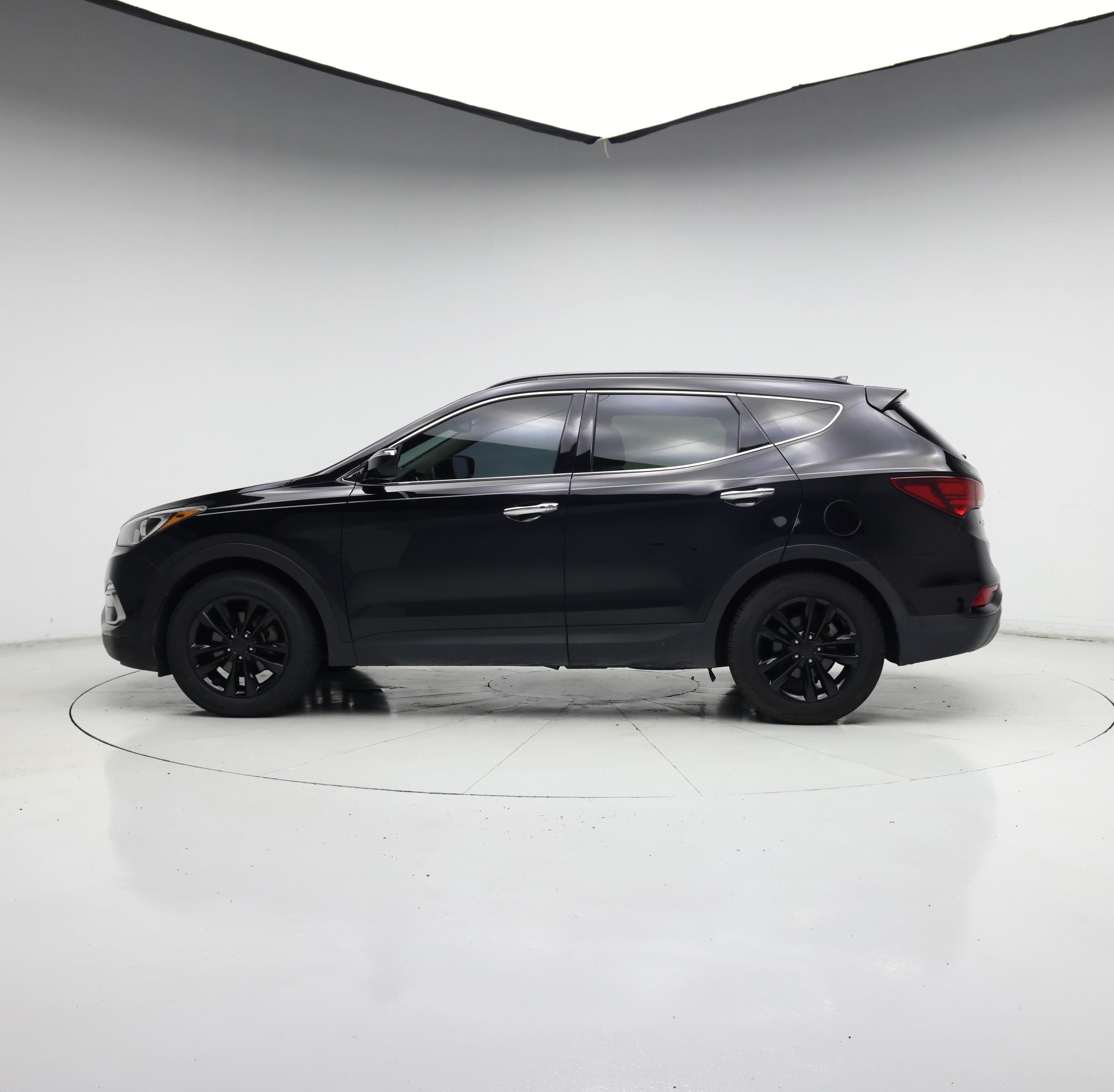Thumbnail: 2018 Hyundai Santa Fe - 3