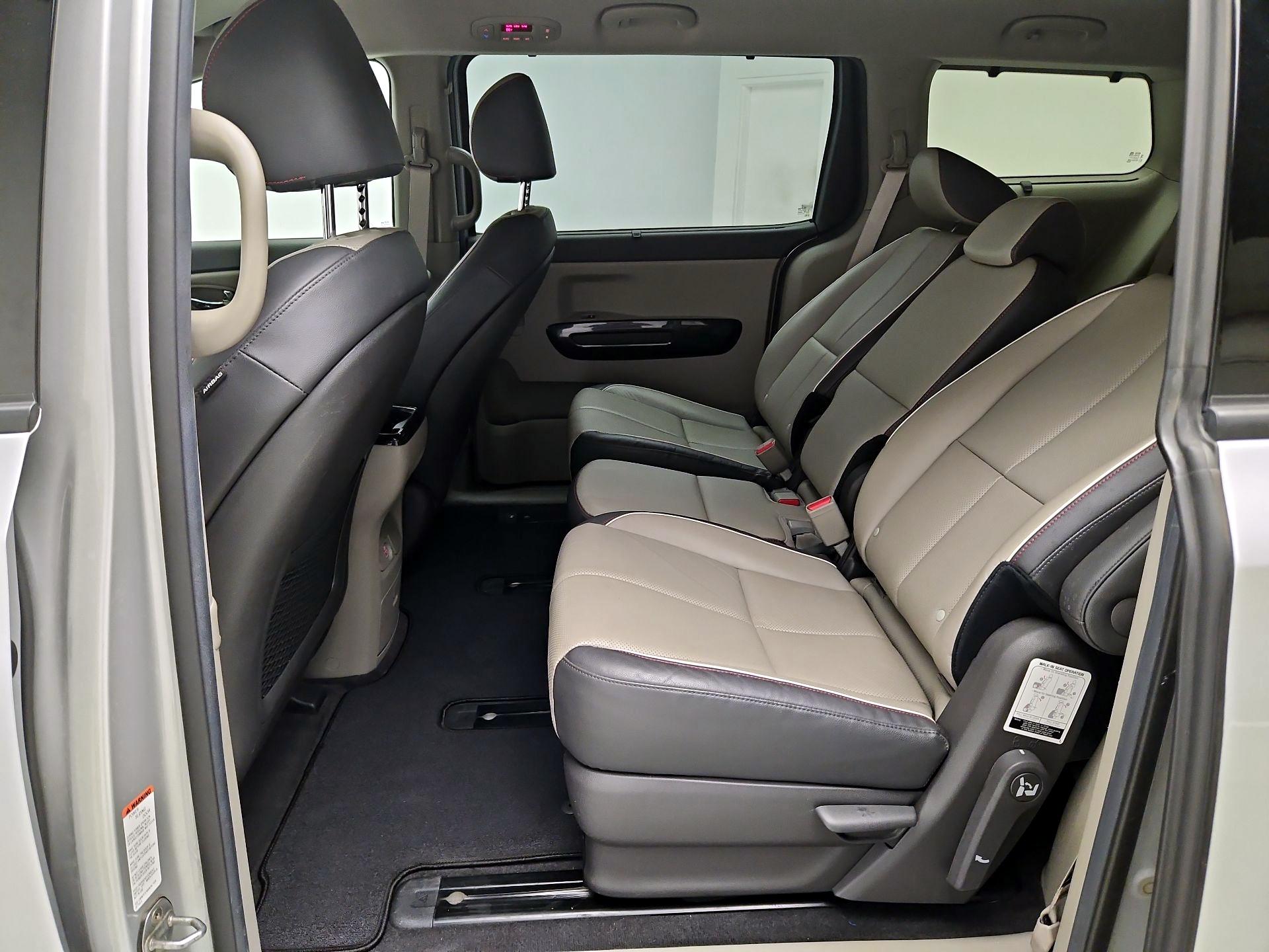 Thumbnail: 2018 Kia Sedona - 17