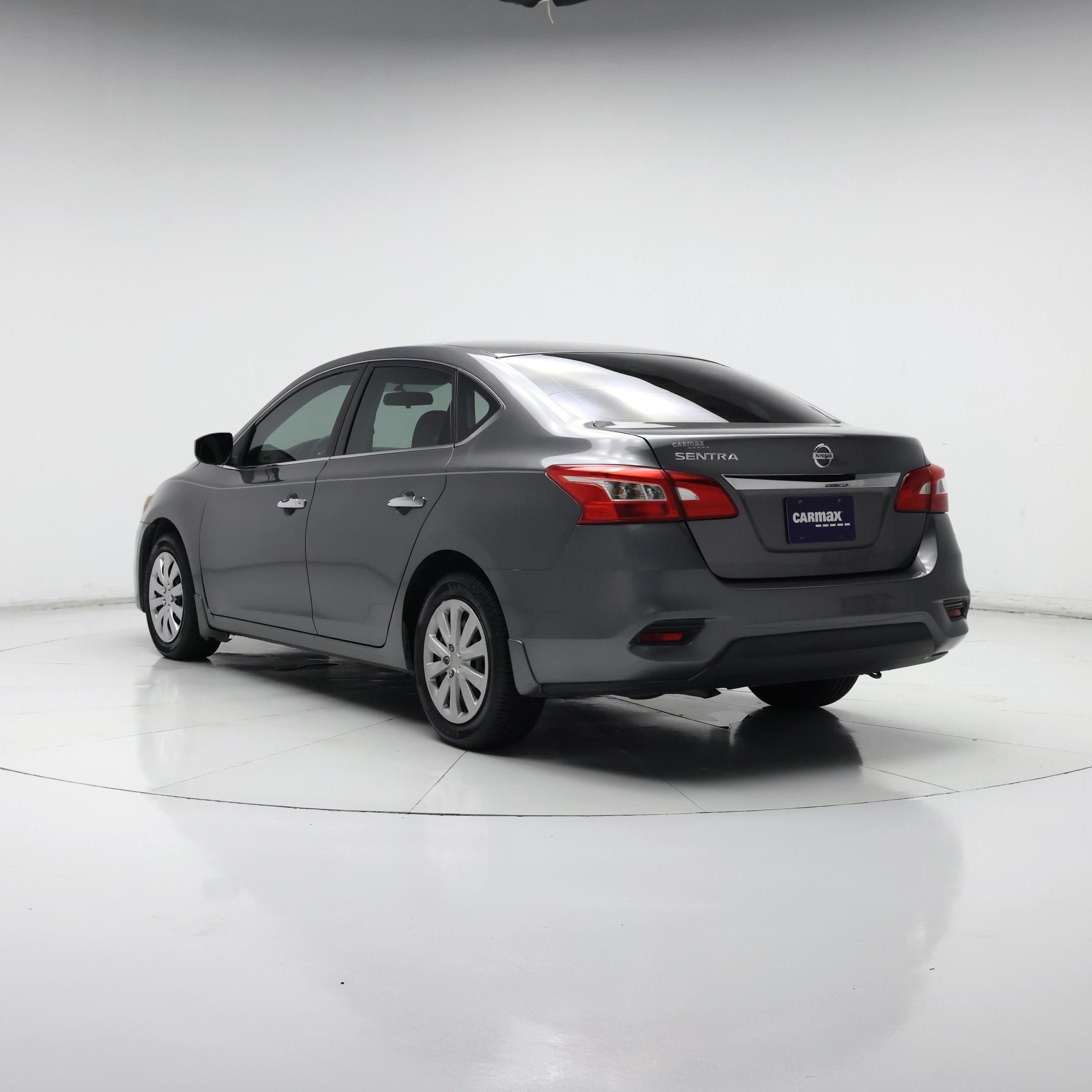 Thumbnail: 2016 Nissan Sentra - 2