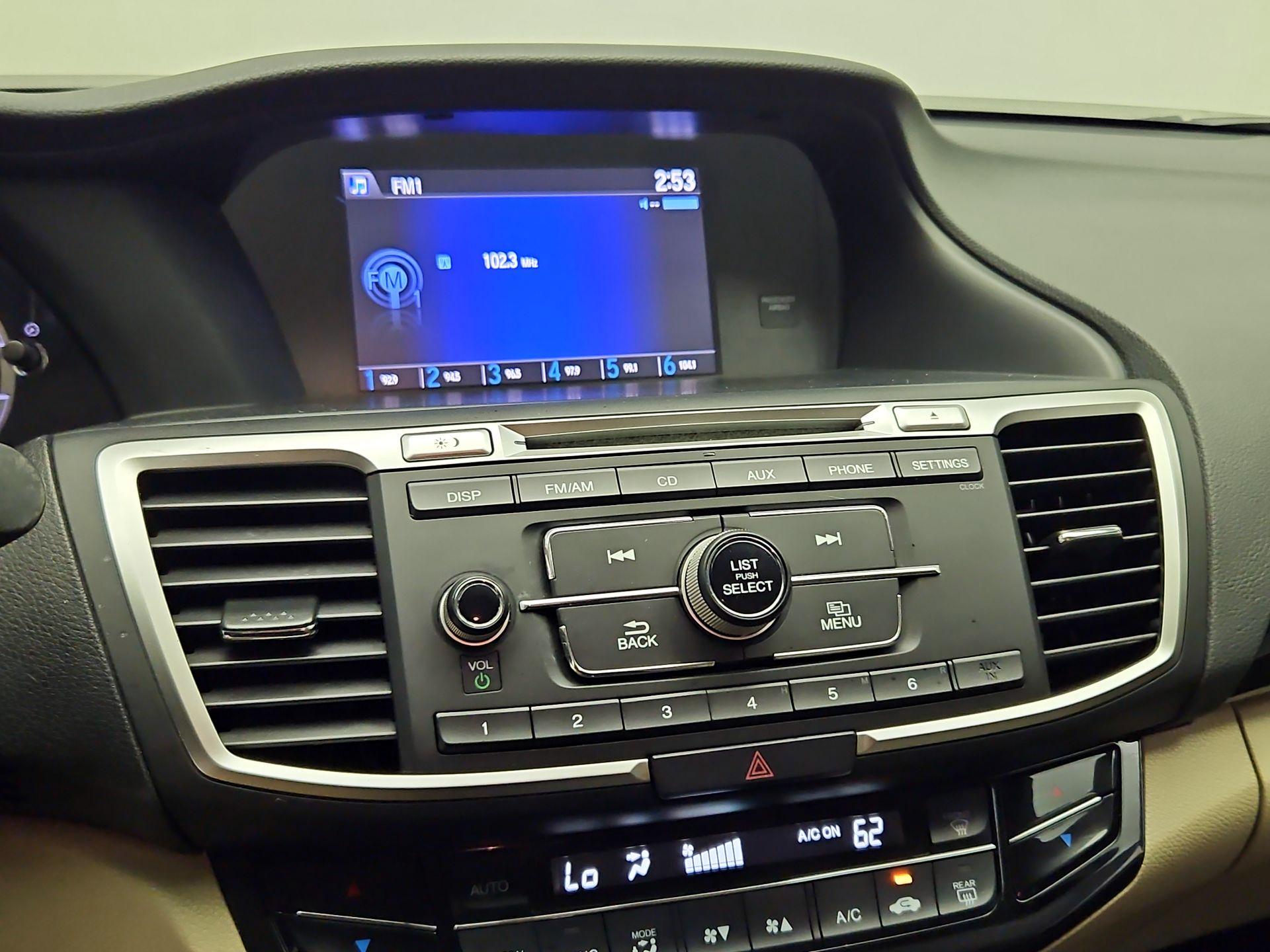 Thumbnail: 2017 Honda Accord - 15