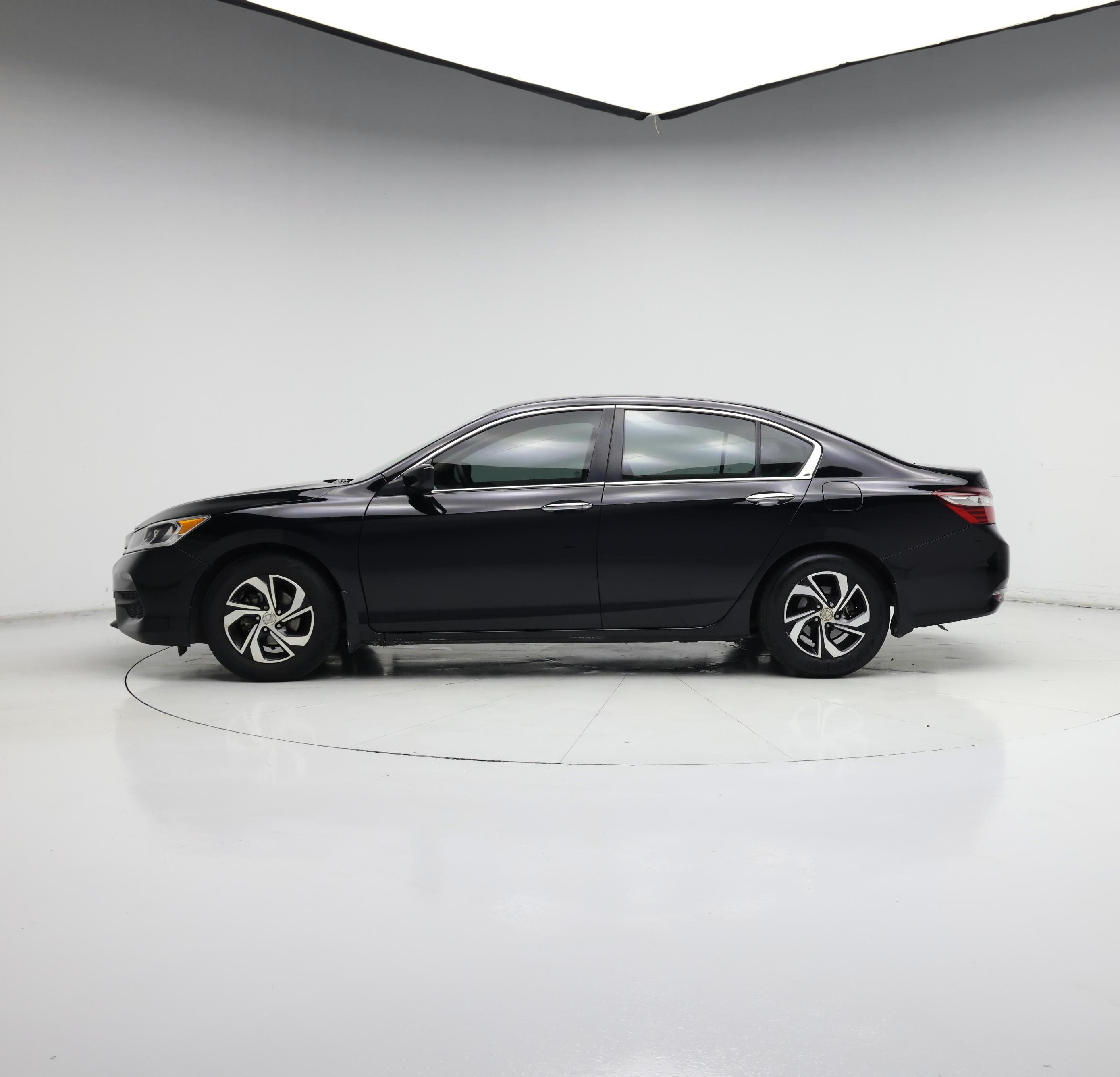 Thumbnail: 2017 Honda Accord - 3