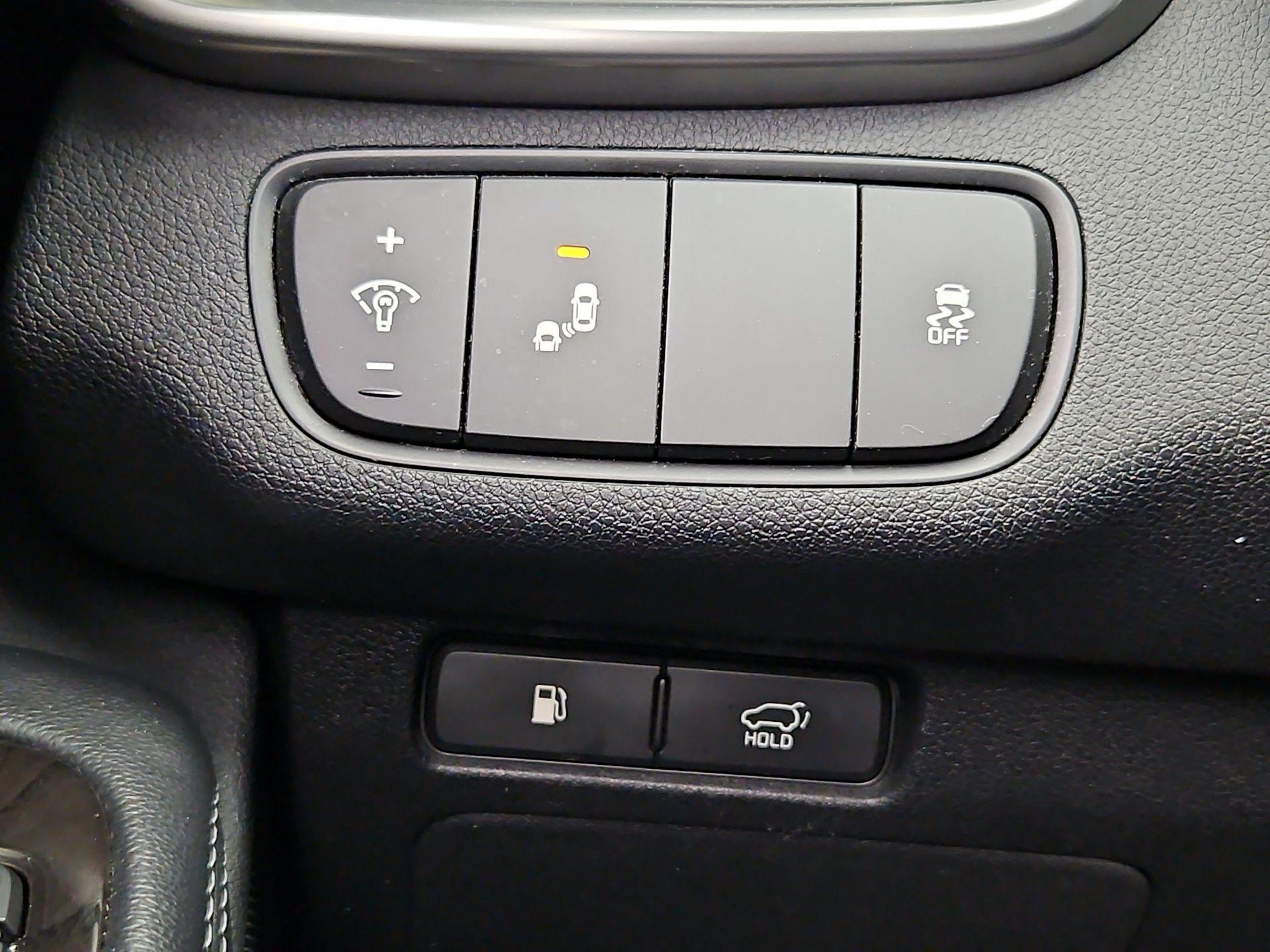 Thumbnail: 2018 Kia Sorento - 13