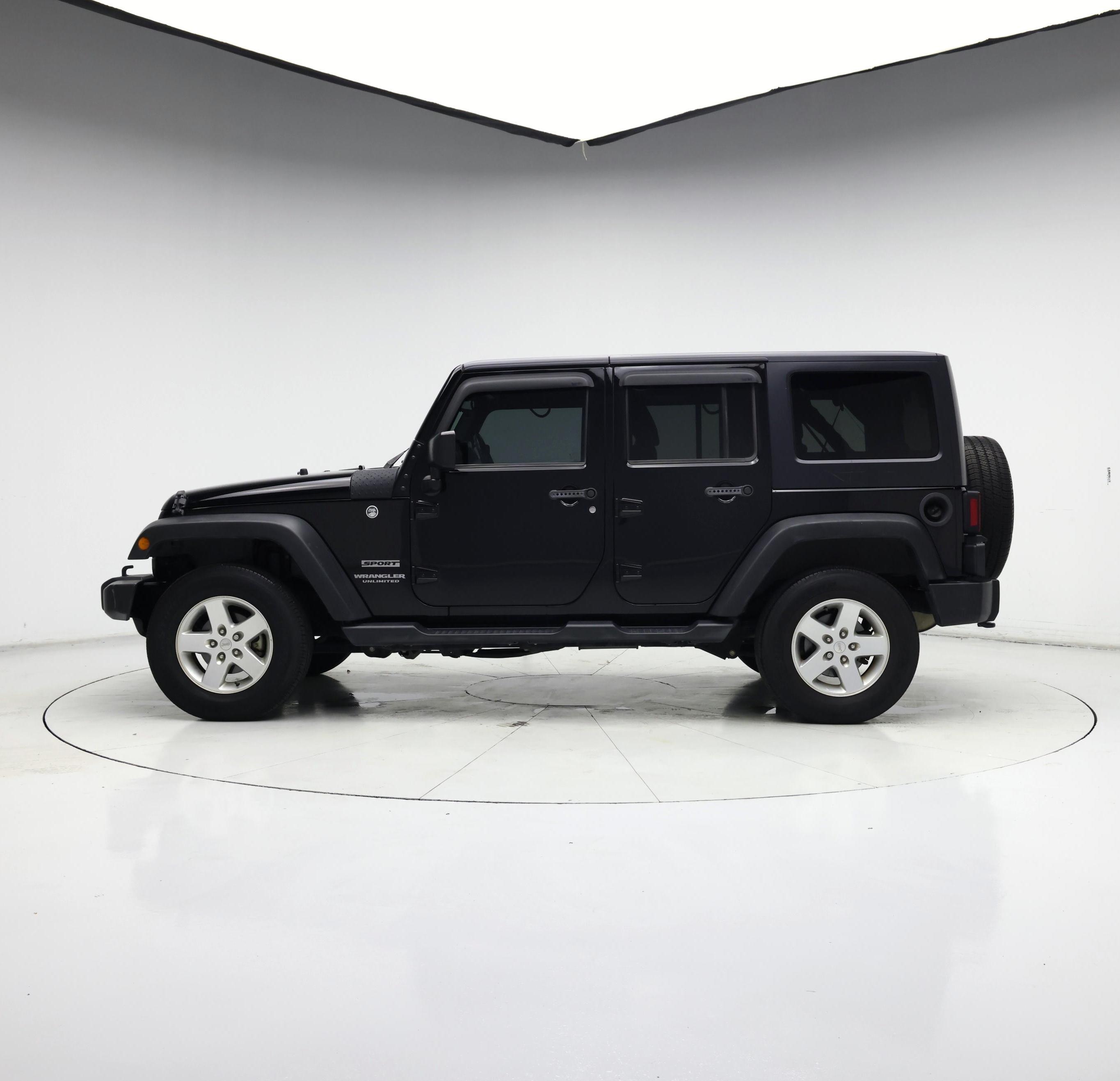 Thumbnail: 2016 Jeep Wrangler - 3