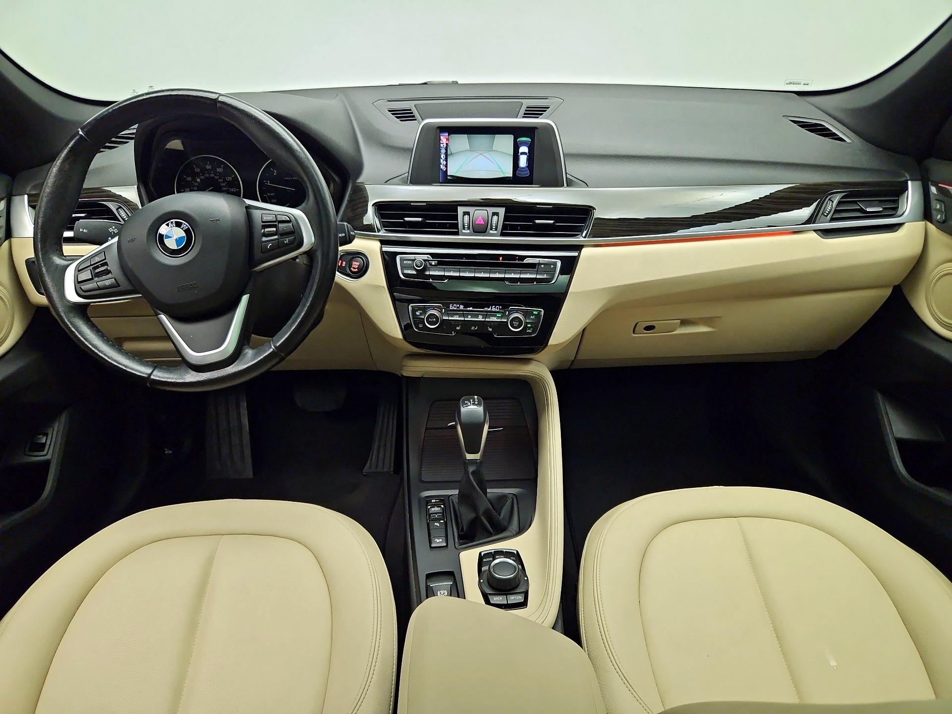 Thumbnail: 2017 BMW X1 - 9