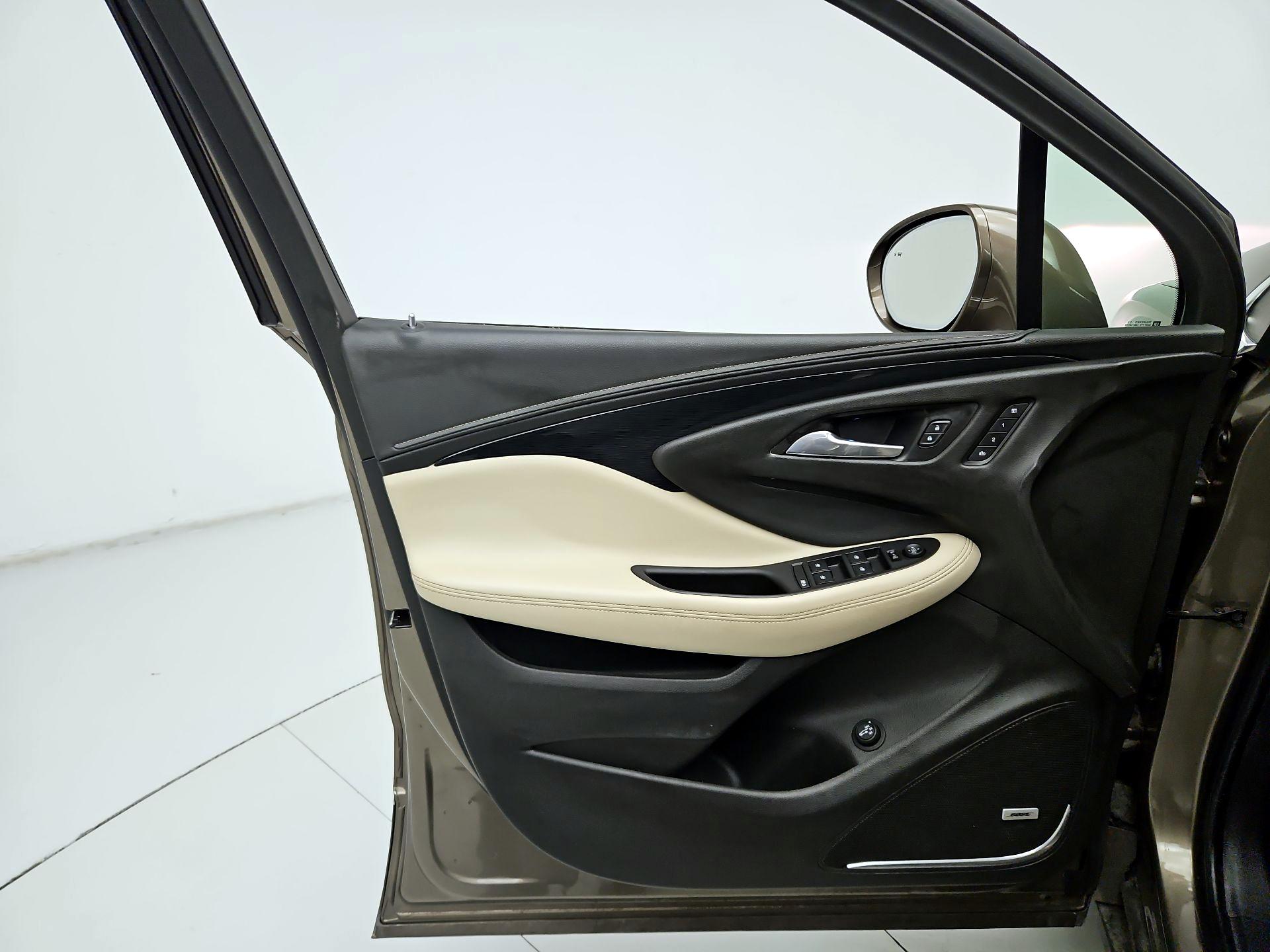 Thumbnail: 2016 Buick Envision - 12