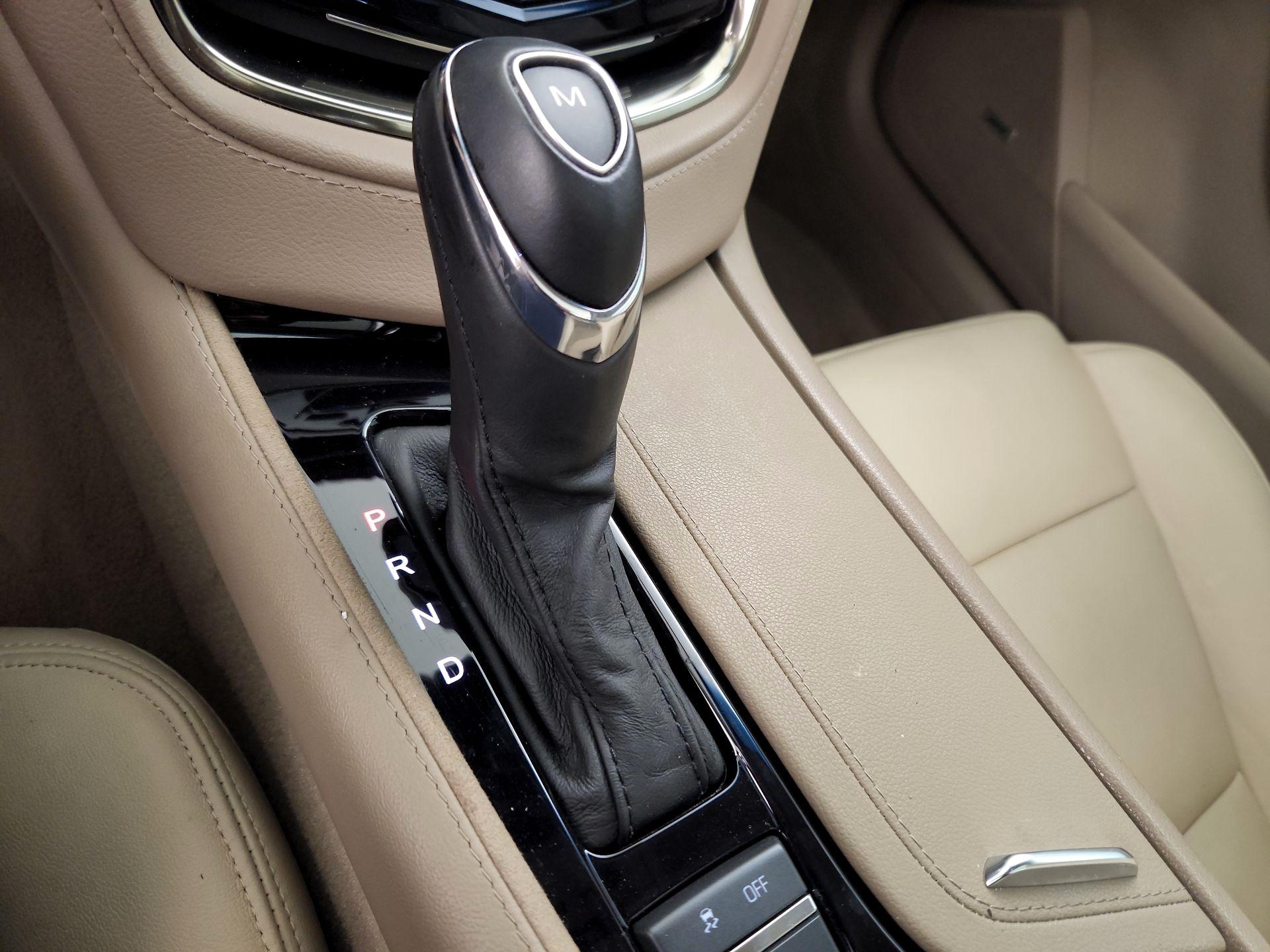 Thumbnail: 2016 Cadillac CTS - 18