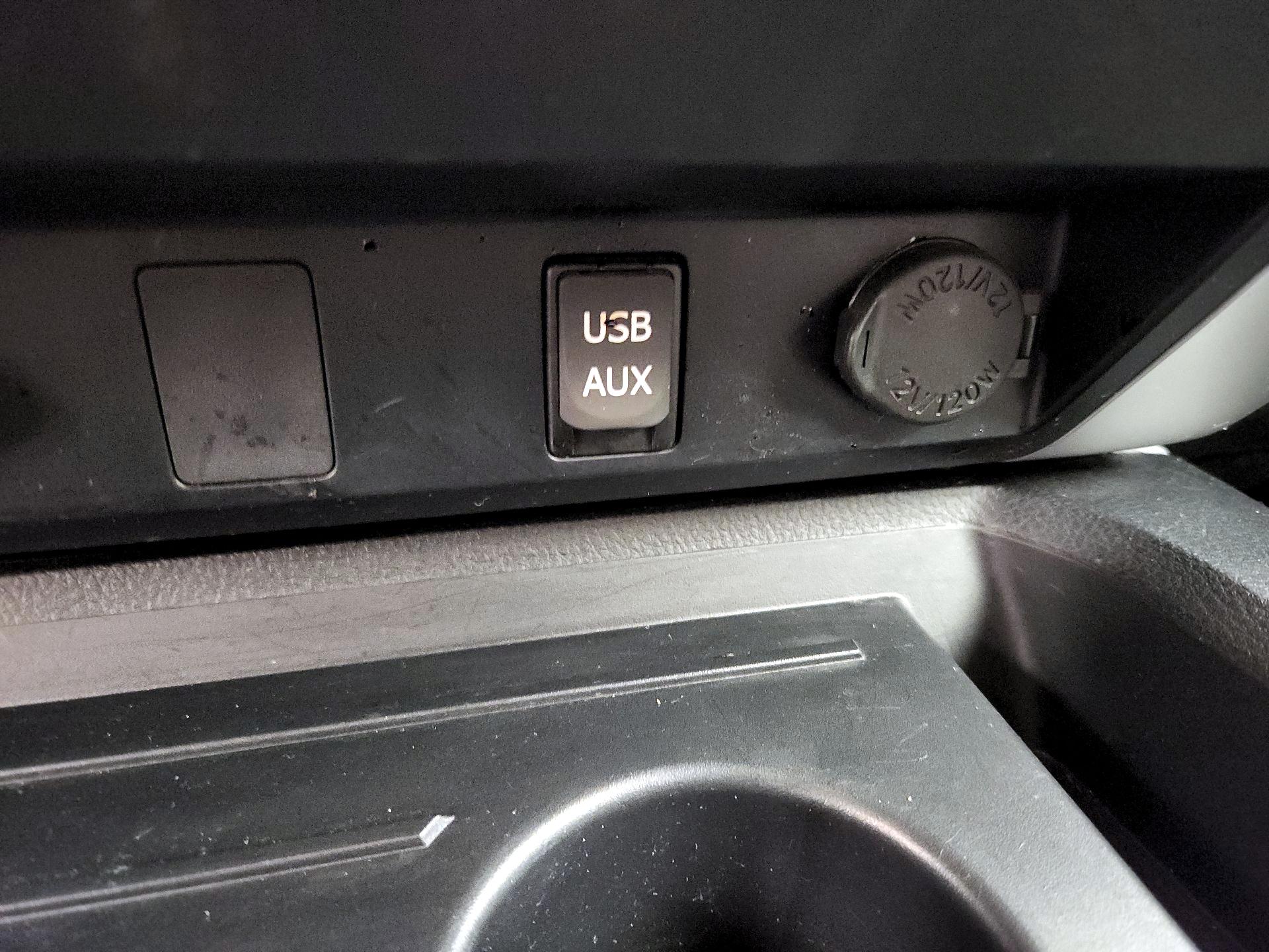 Thumbnail: 2018 Toyota Tundra - 19