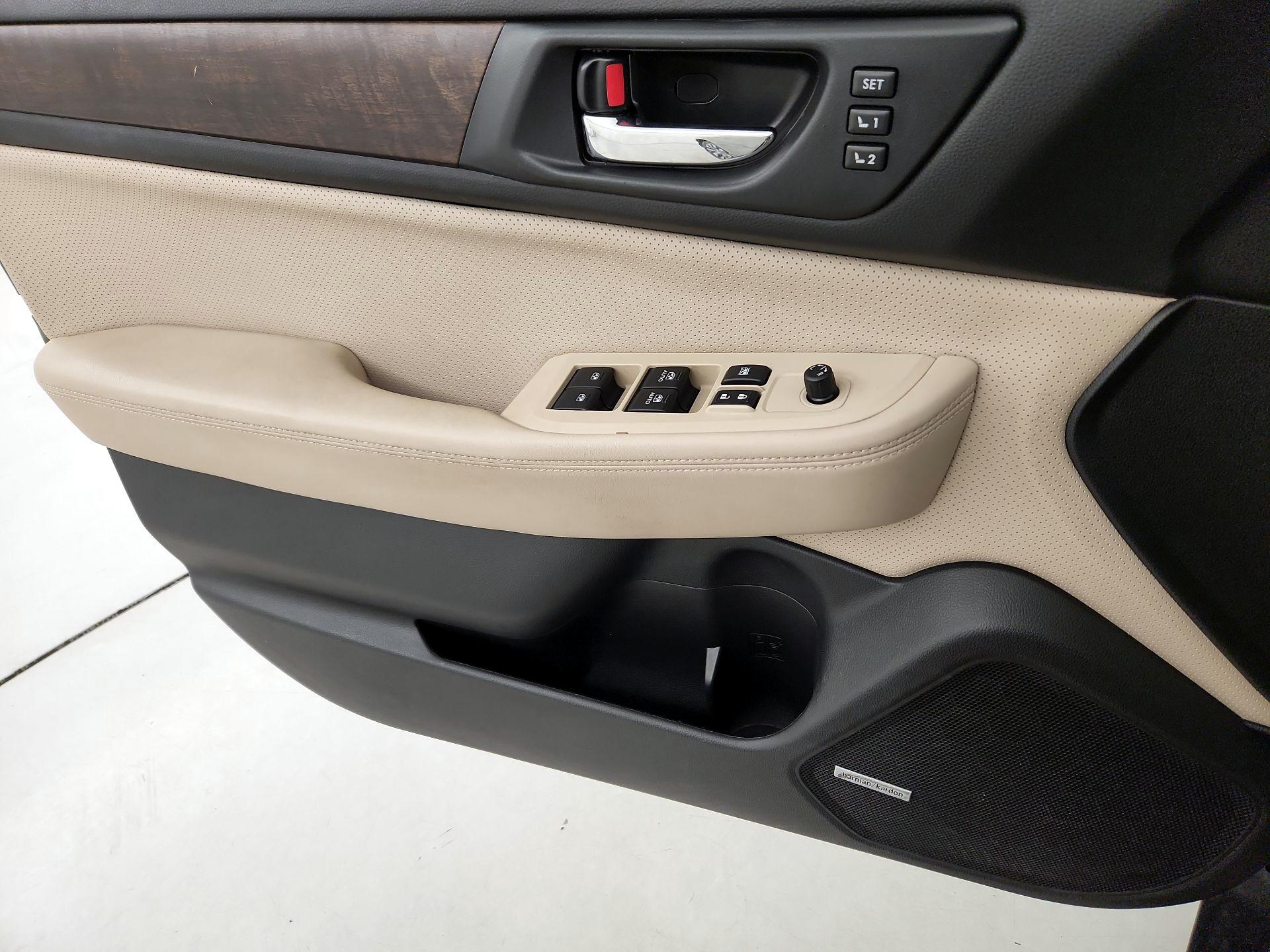 Thumbnail: 2016 Subaru Outback - 12