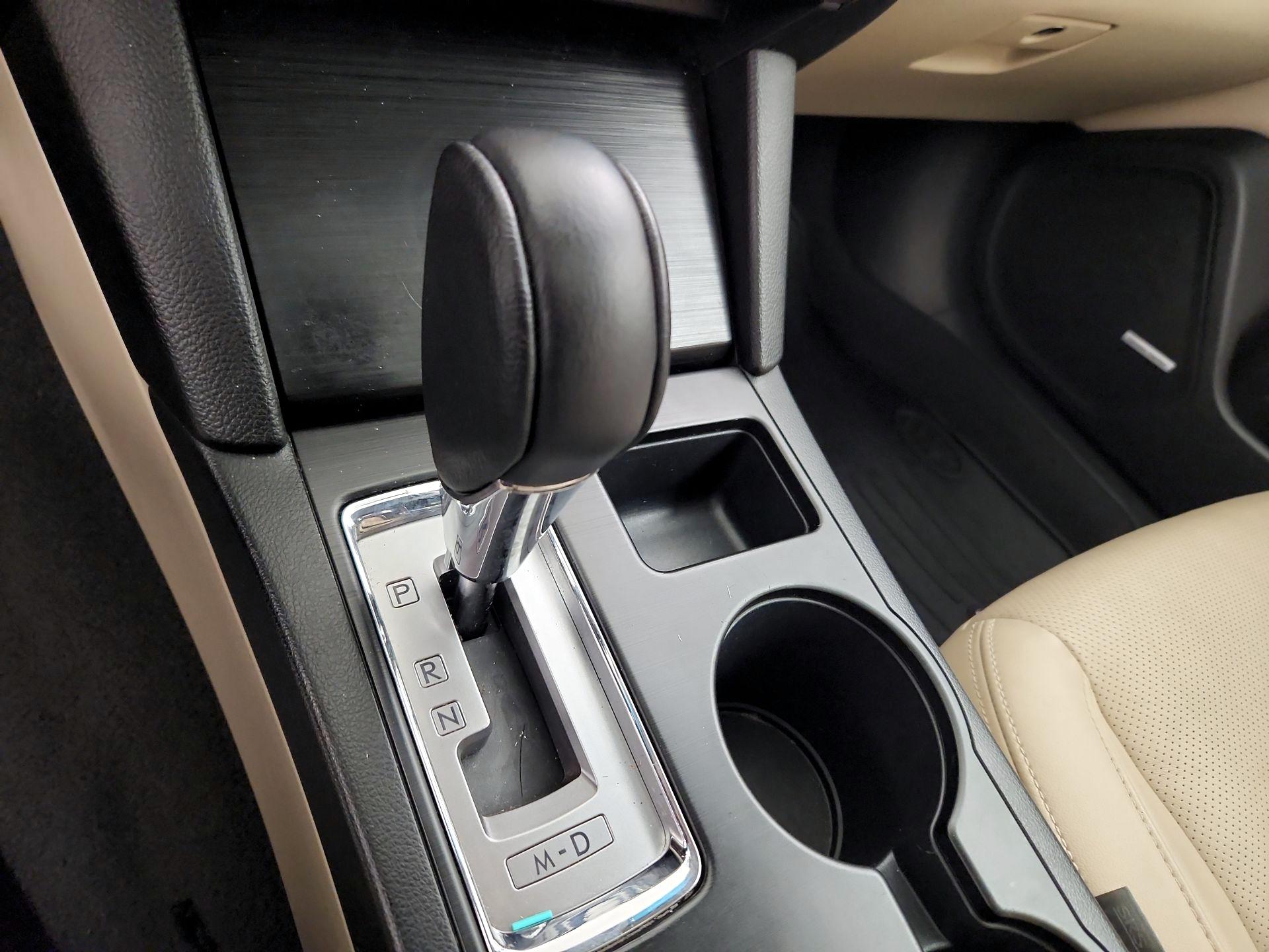 Thumbnail: 2016 Subaru Outback - 17