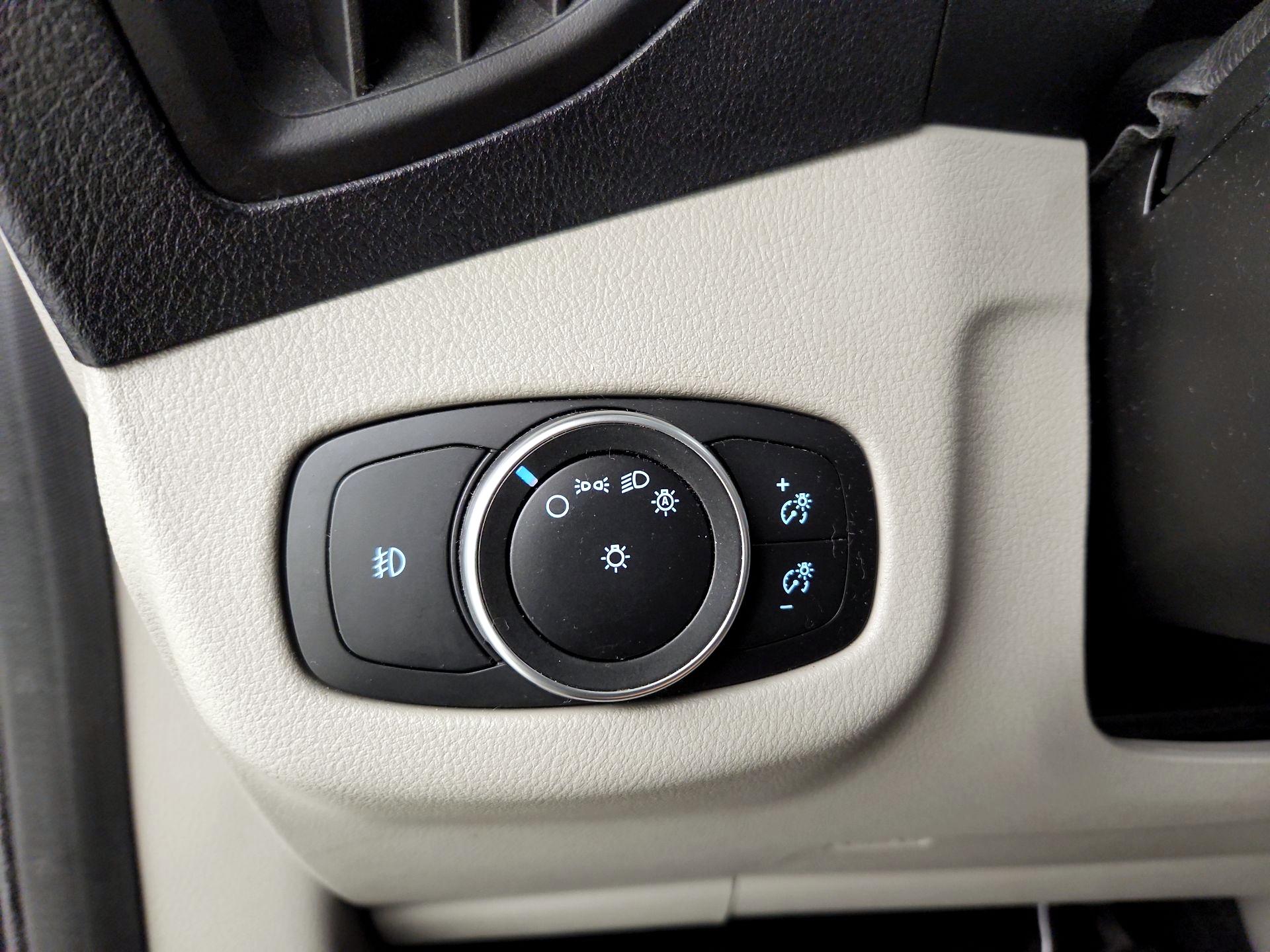 Thumbnail: 2019 Ford Transit Series - 13