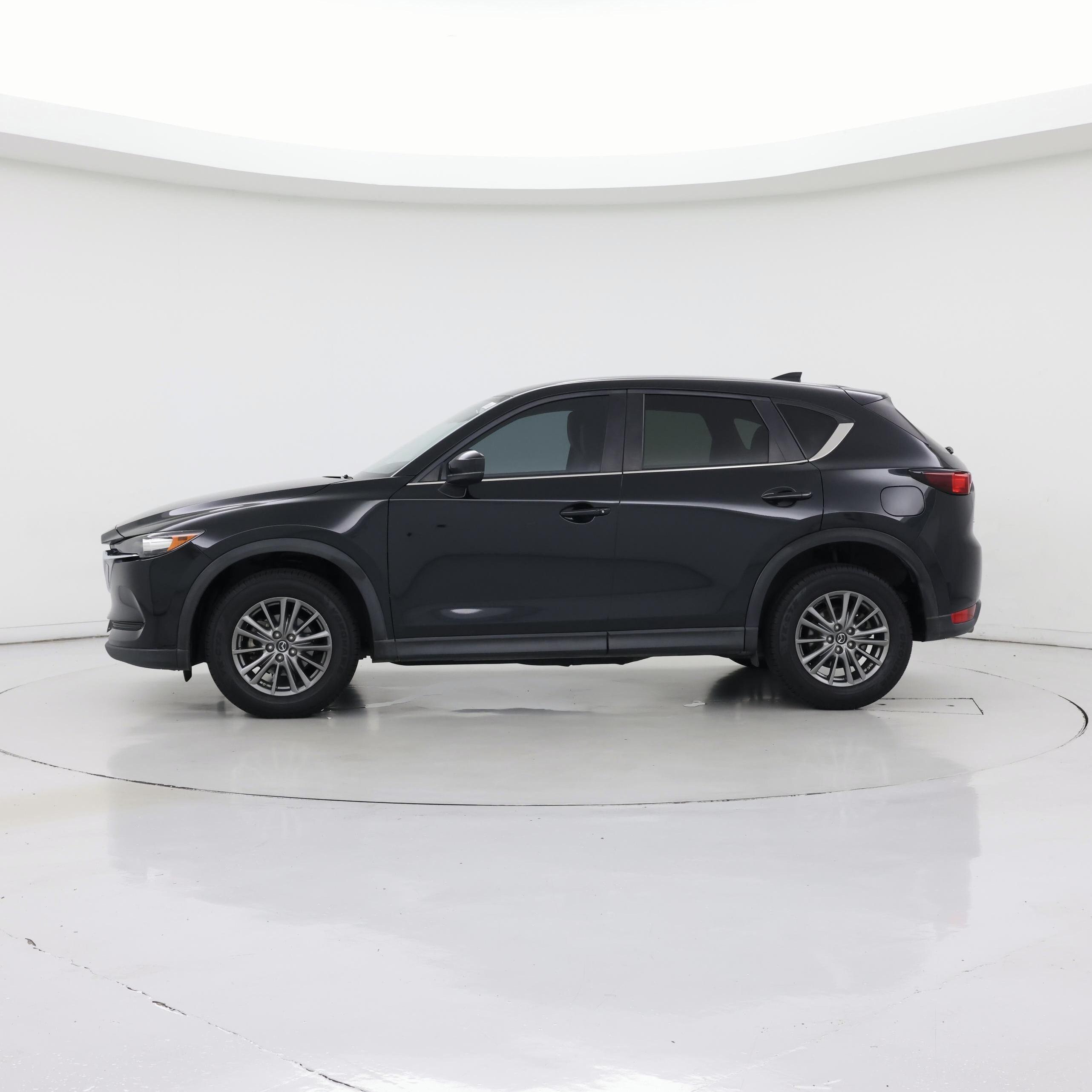 Thumbnail: 2017 Mazda CX-5 - 3