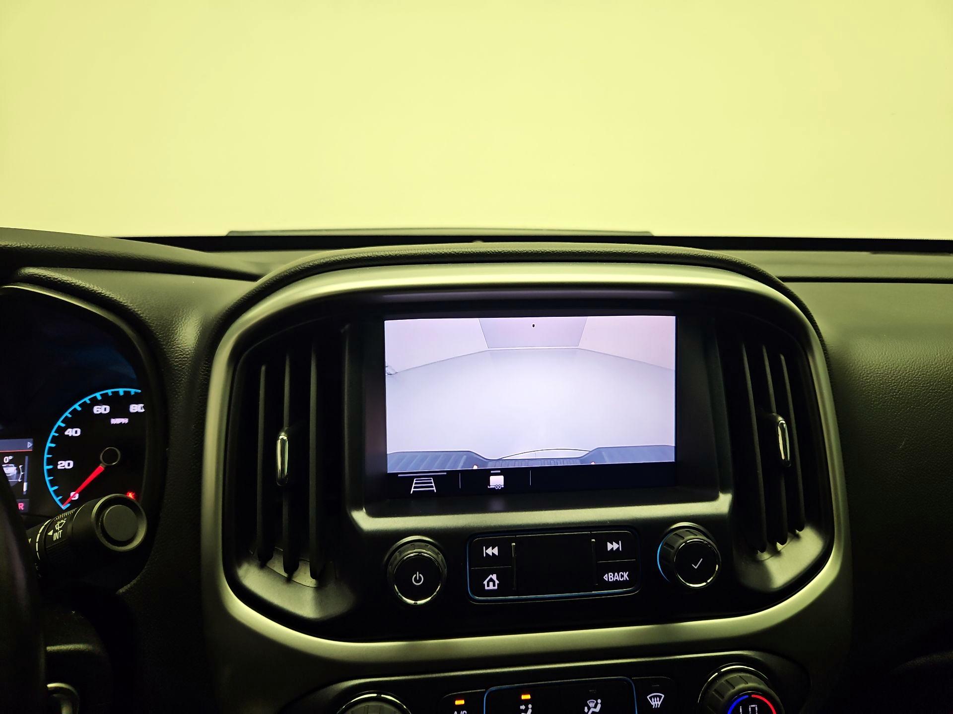 Thumbnail: 2022 Chevrolet Colorado - 13