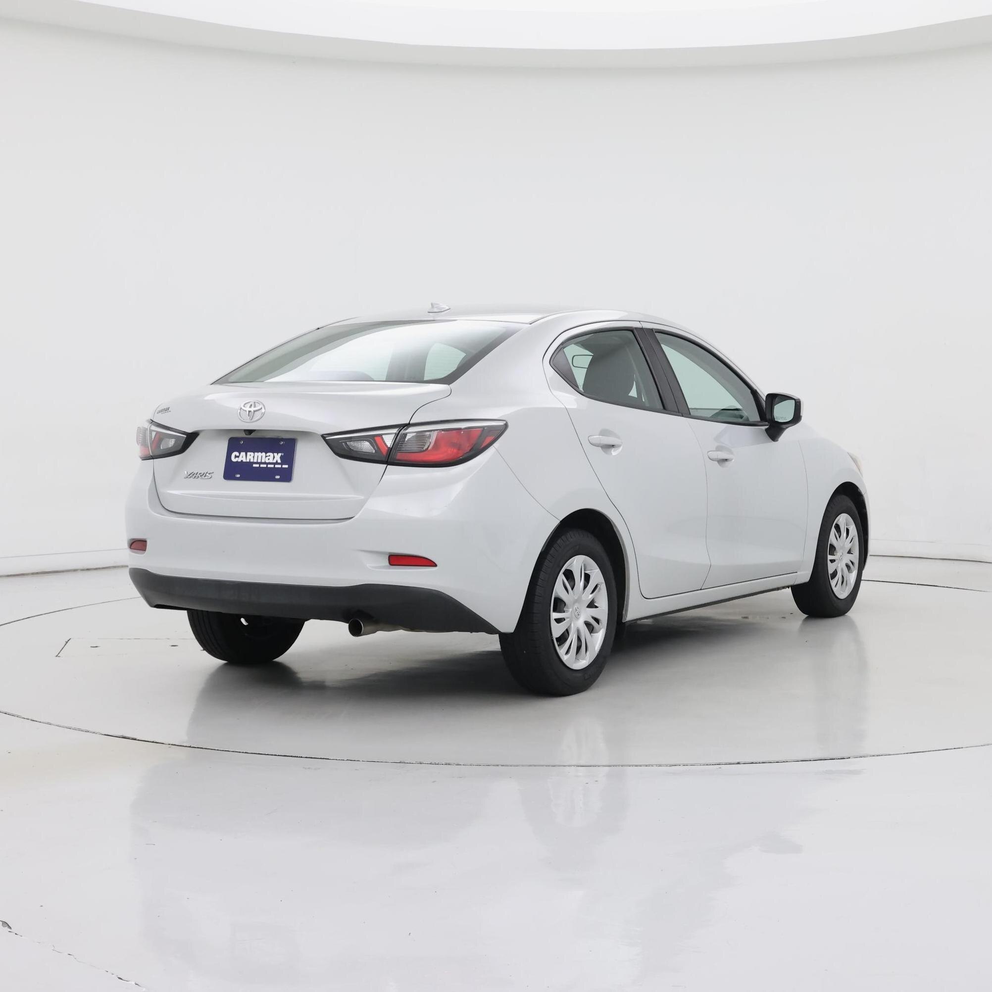 Thumbnail: 2019 Toyota Yaris - 8