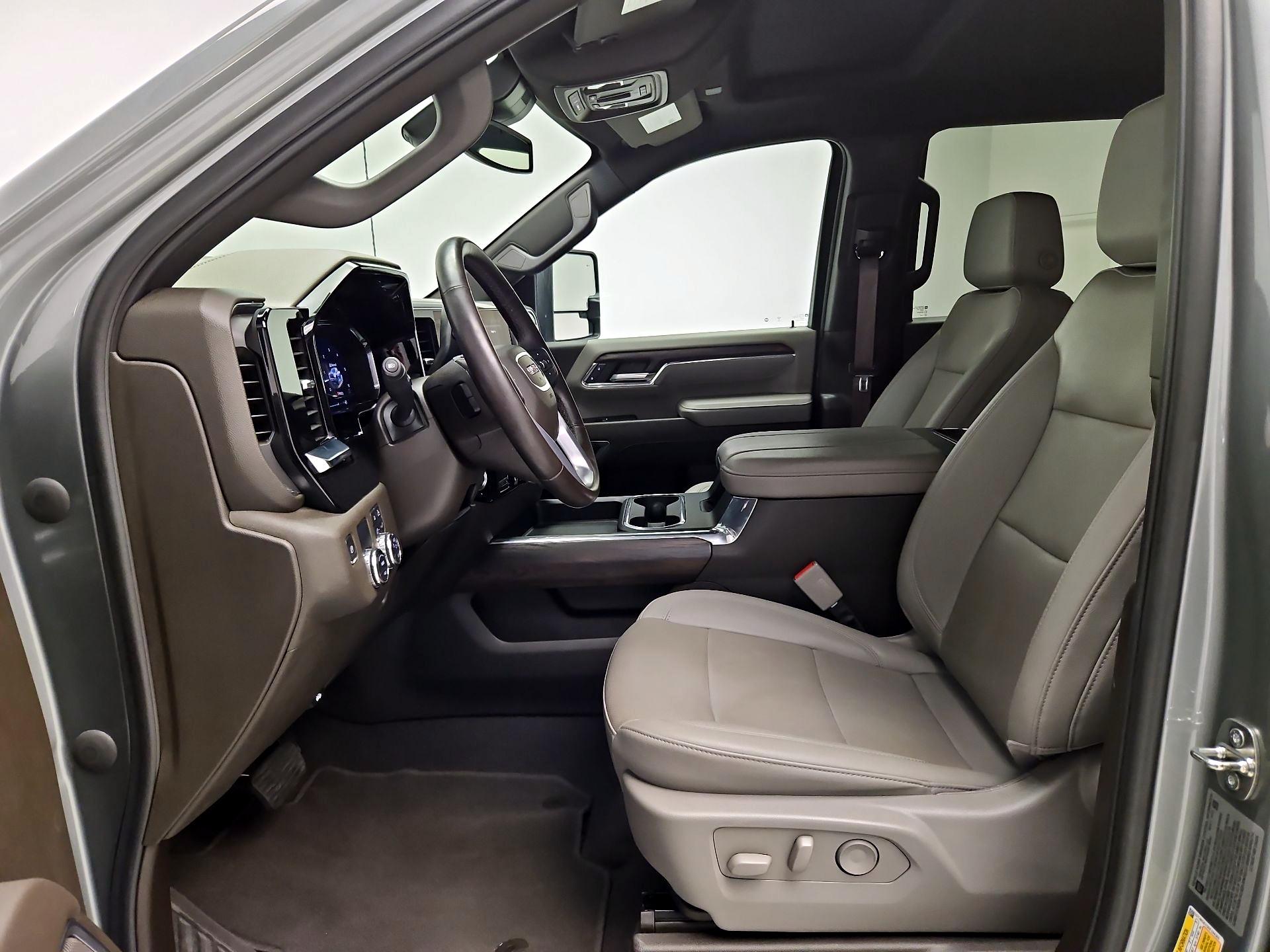 Thumbnail: 2024 GMC Sierra 3500 - 11