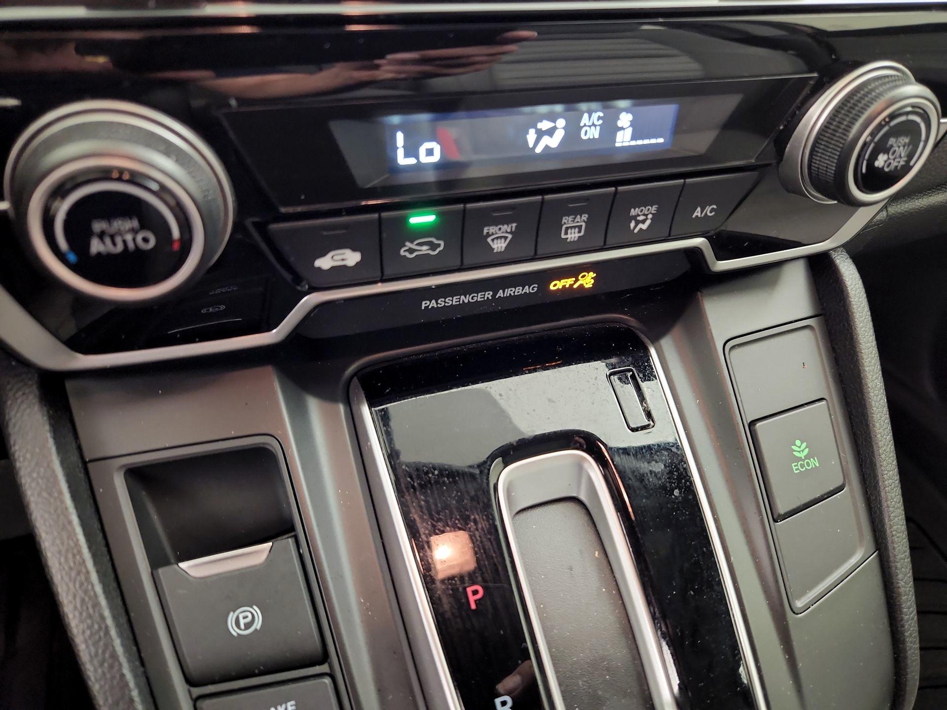 Thumbnail: 2019 Honda CR-V - 16